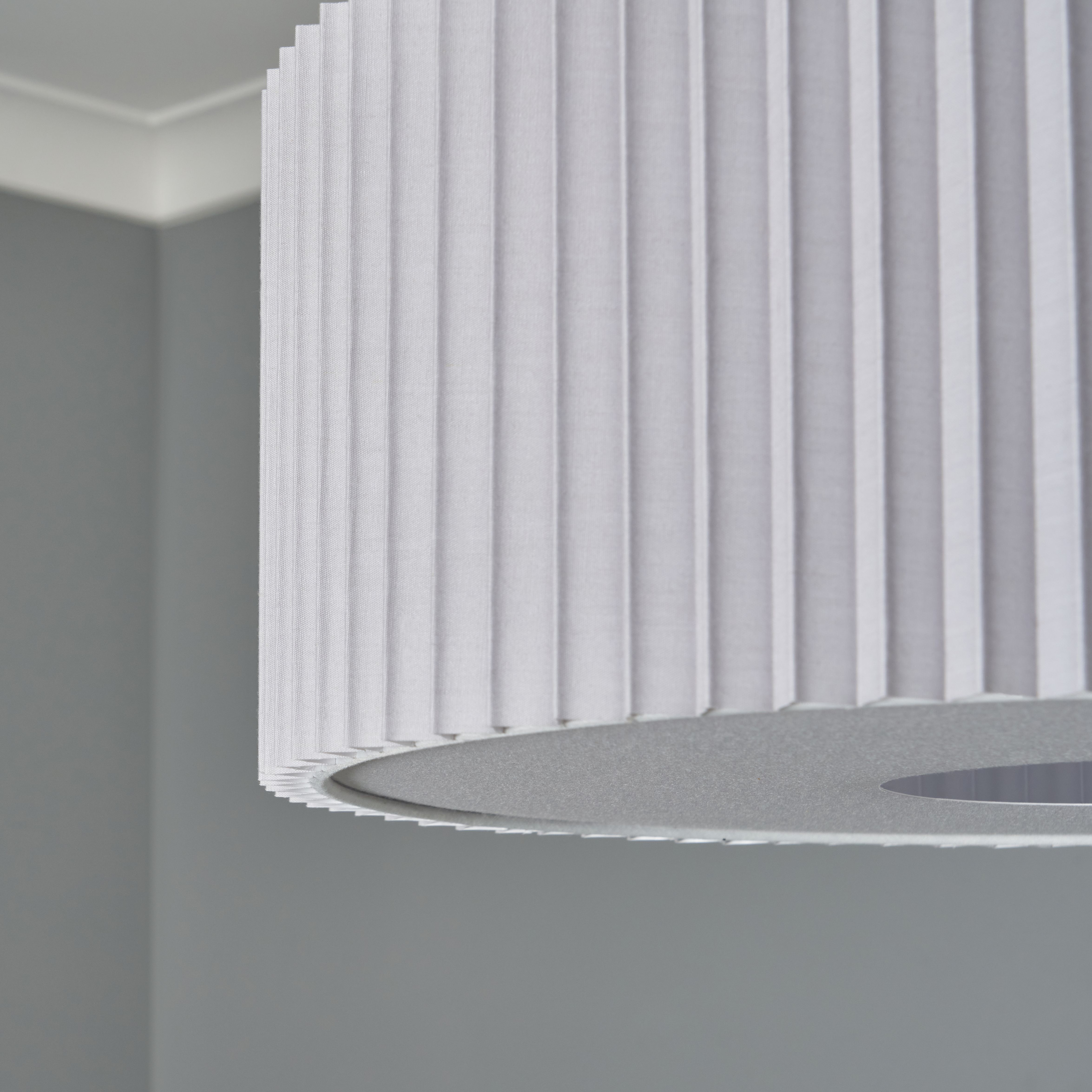 Lagoa Knife Pleated Easy Fit Shade Grey