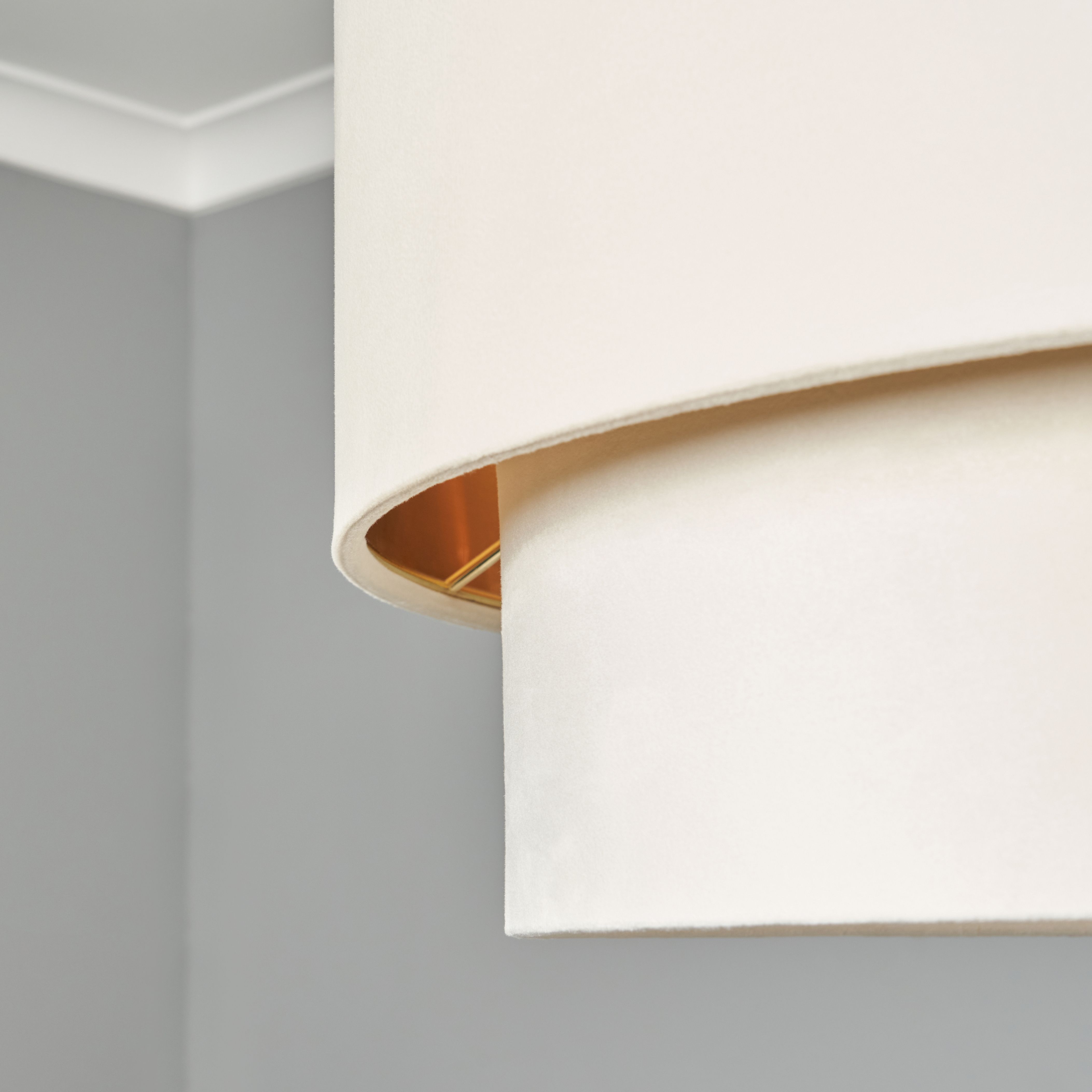 Natural Extra Large Velvet Shade