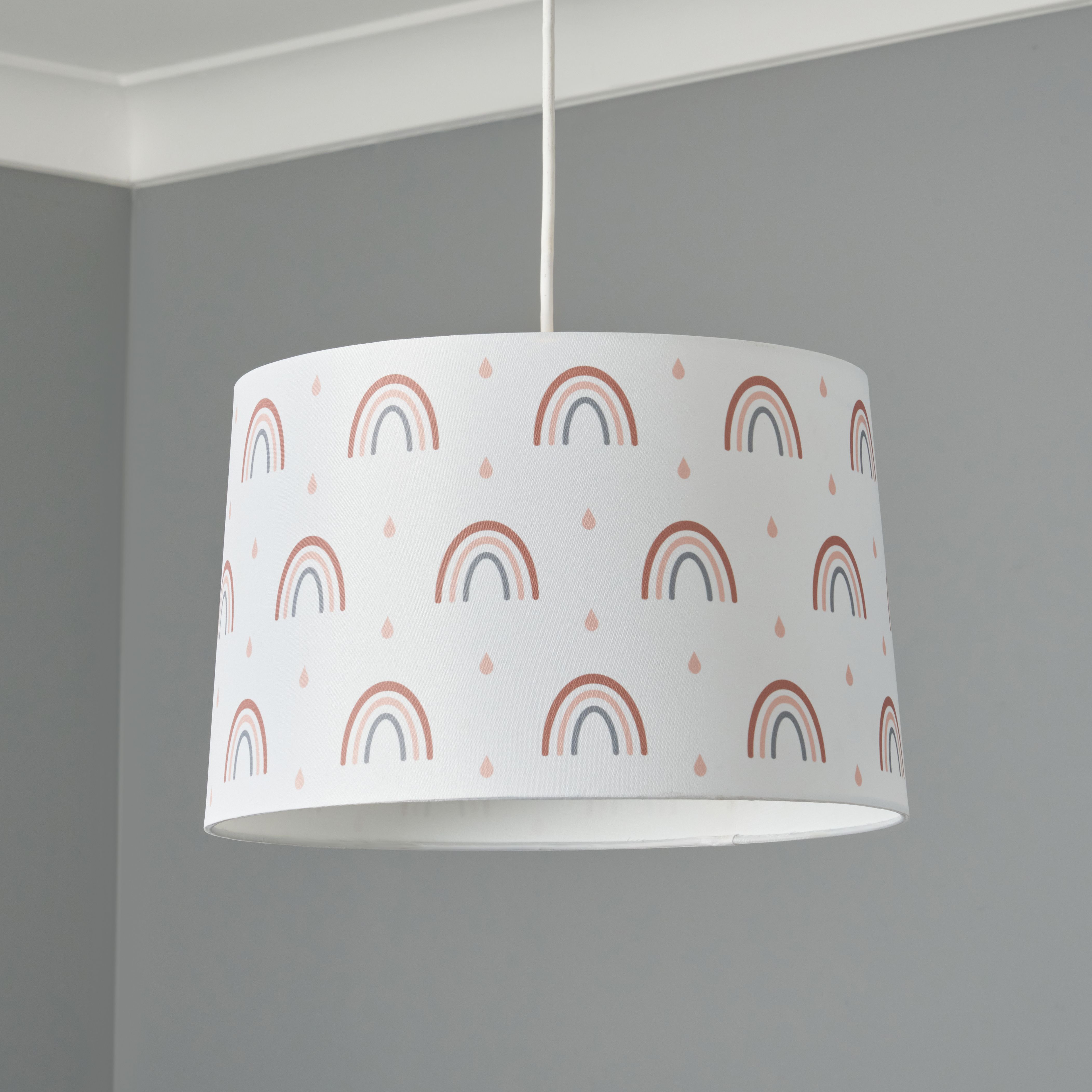 Romy Tapered Rainbow Easy Fit Shade