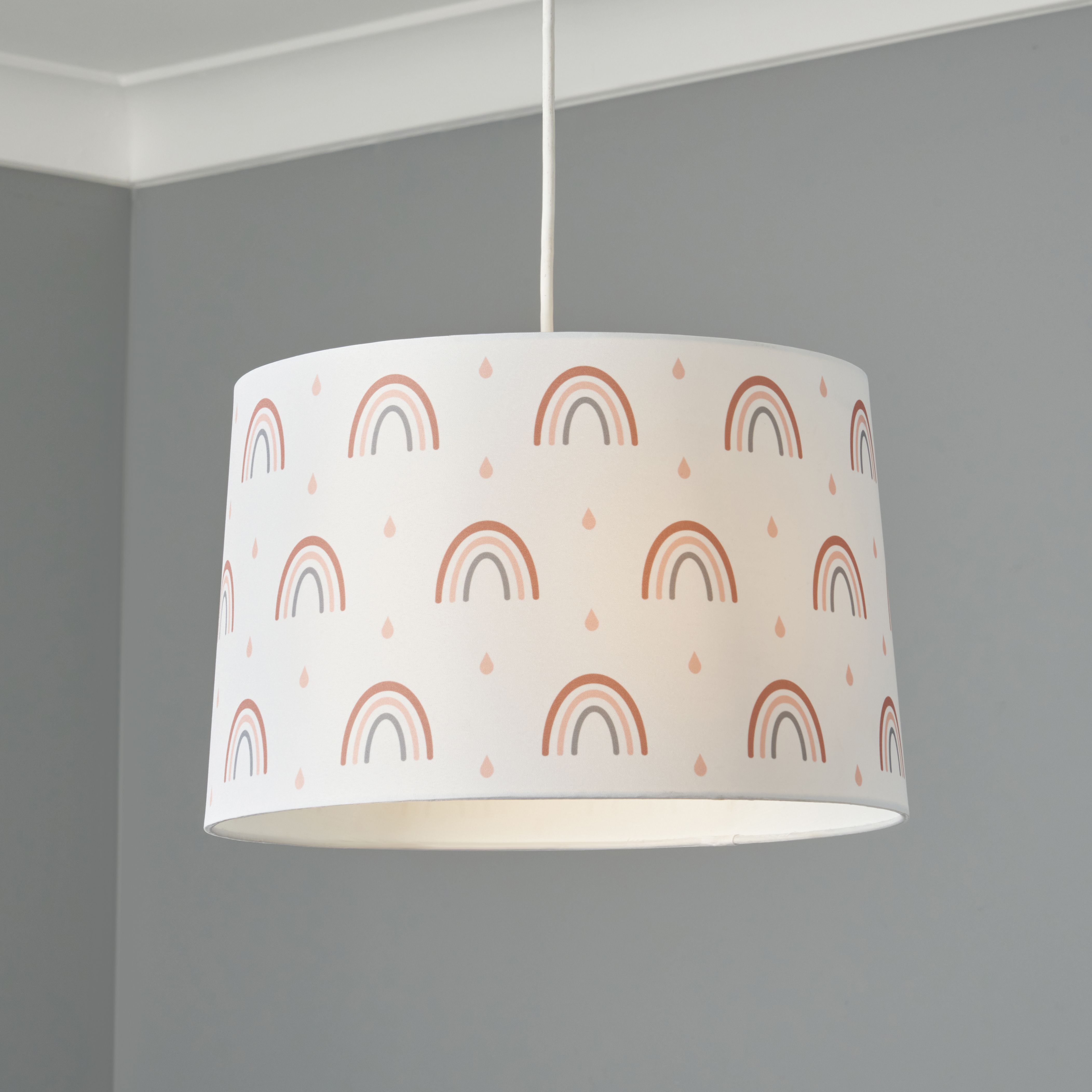 Romy Tapered Rainbow Easy Fit Shade