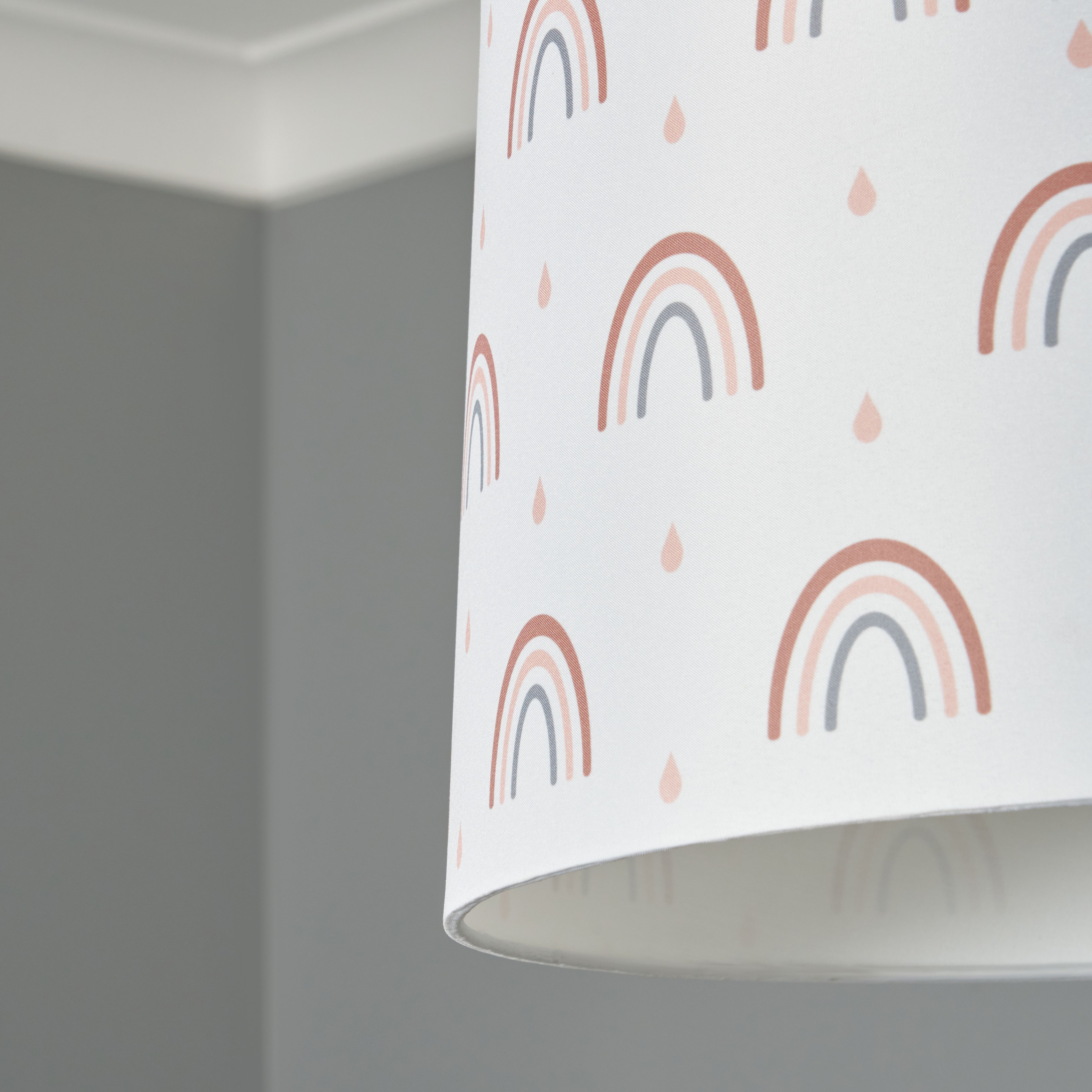 Romy Tapered Rainbow Easy Fit Shade