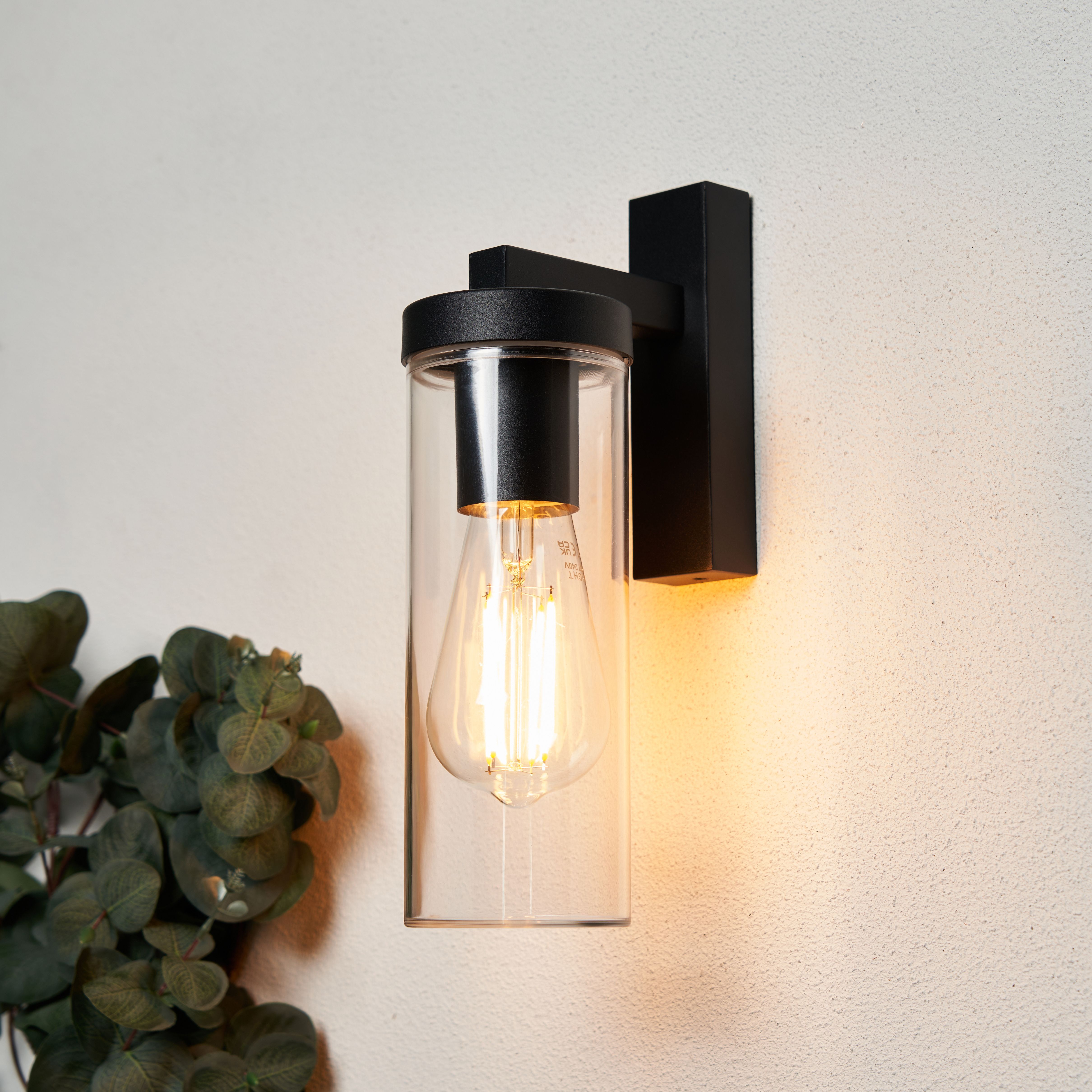 Gusta Up Or Down E27 Wall Light Black