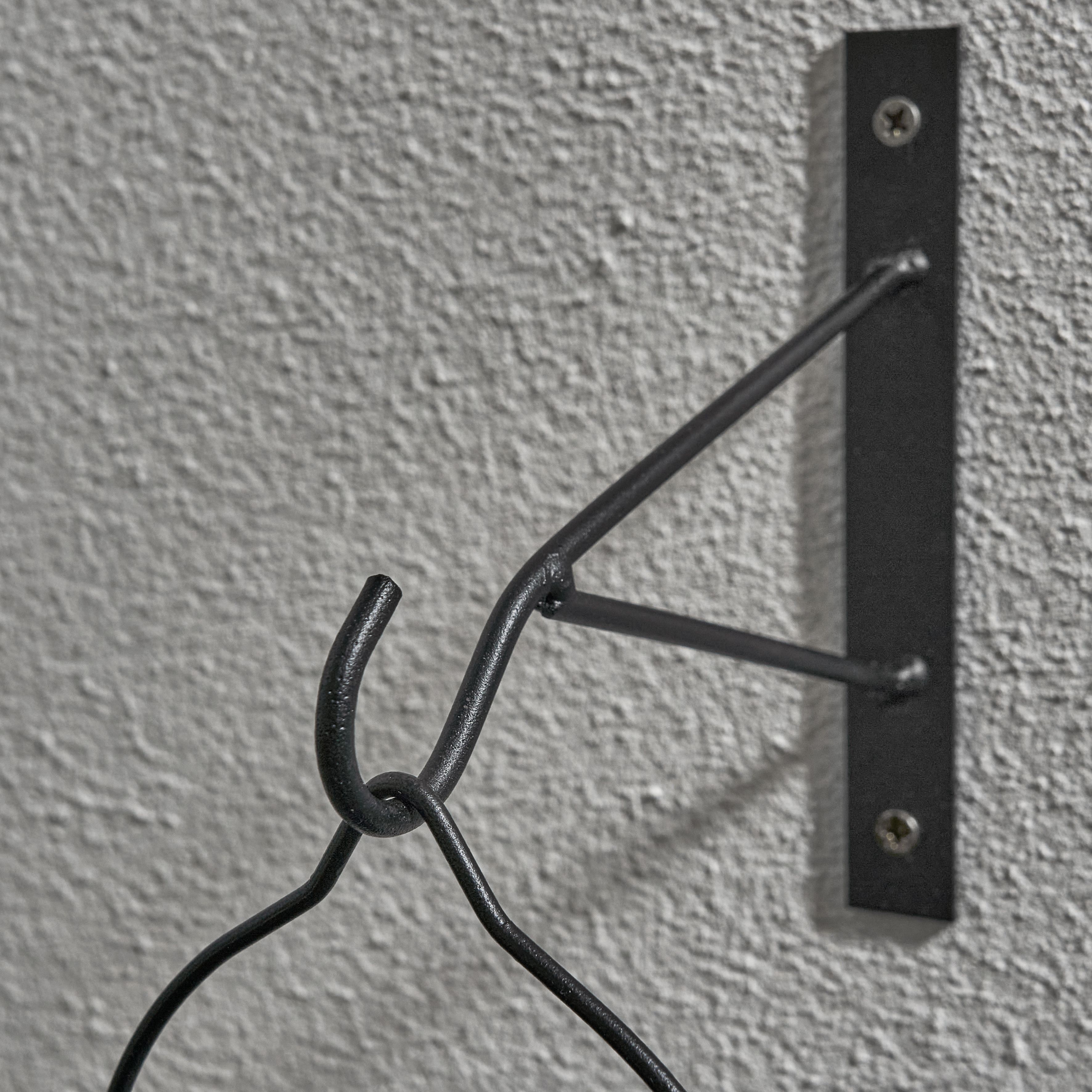 Largia Solar LED Wall Lantern