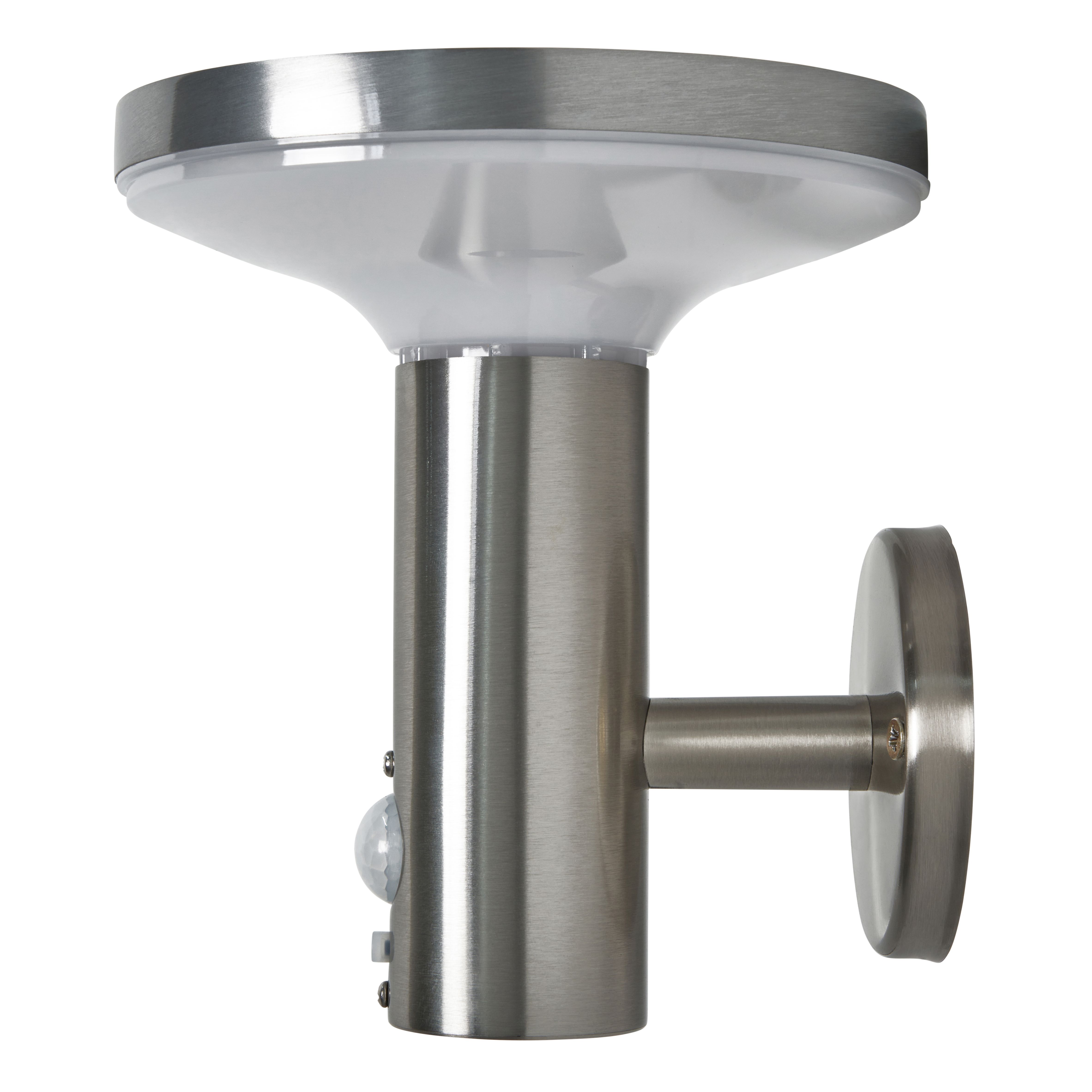 Pilato Solar LED Wall Light Chrome