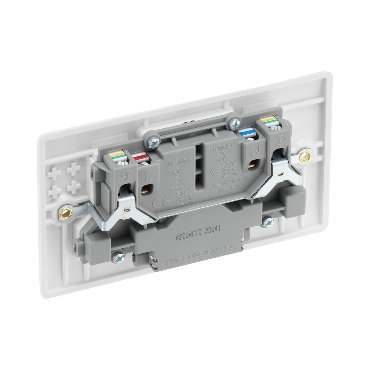 Bg Nexus White Moulded 12W Double Usb Socket A C