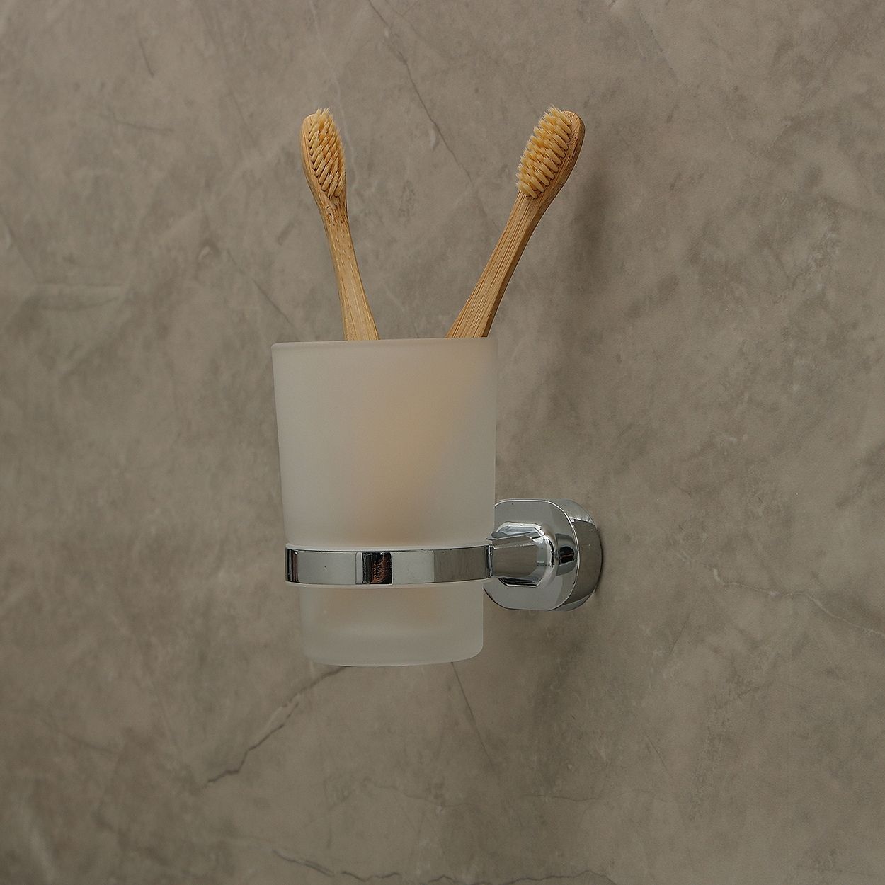 Cairo Glass Tumbler holder chrome