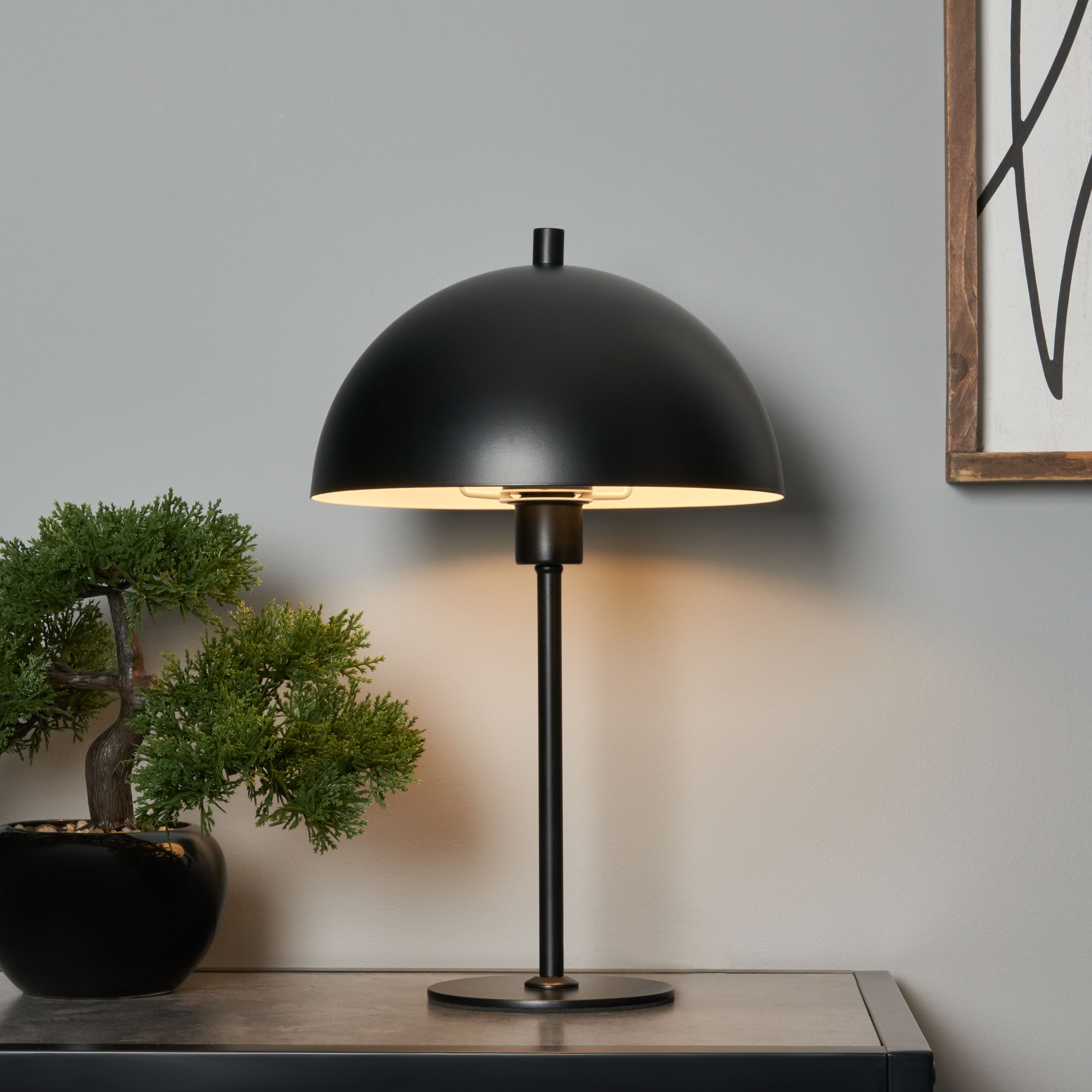 Landok Metal Table Lamp Matt  Black