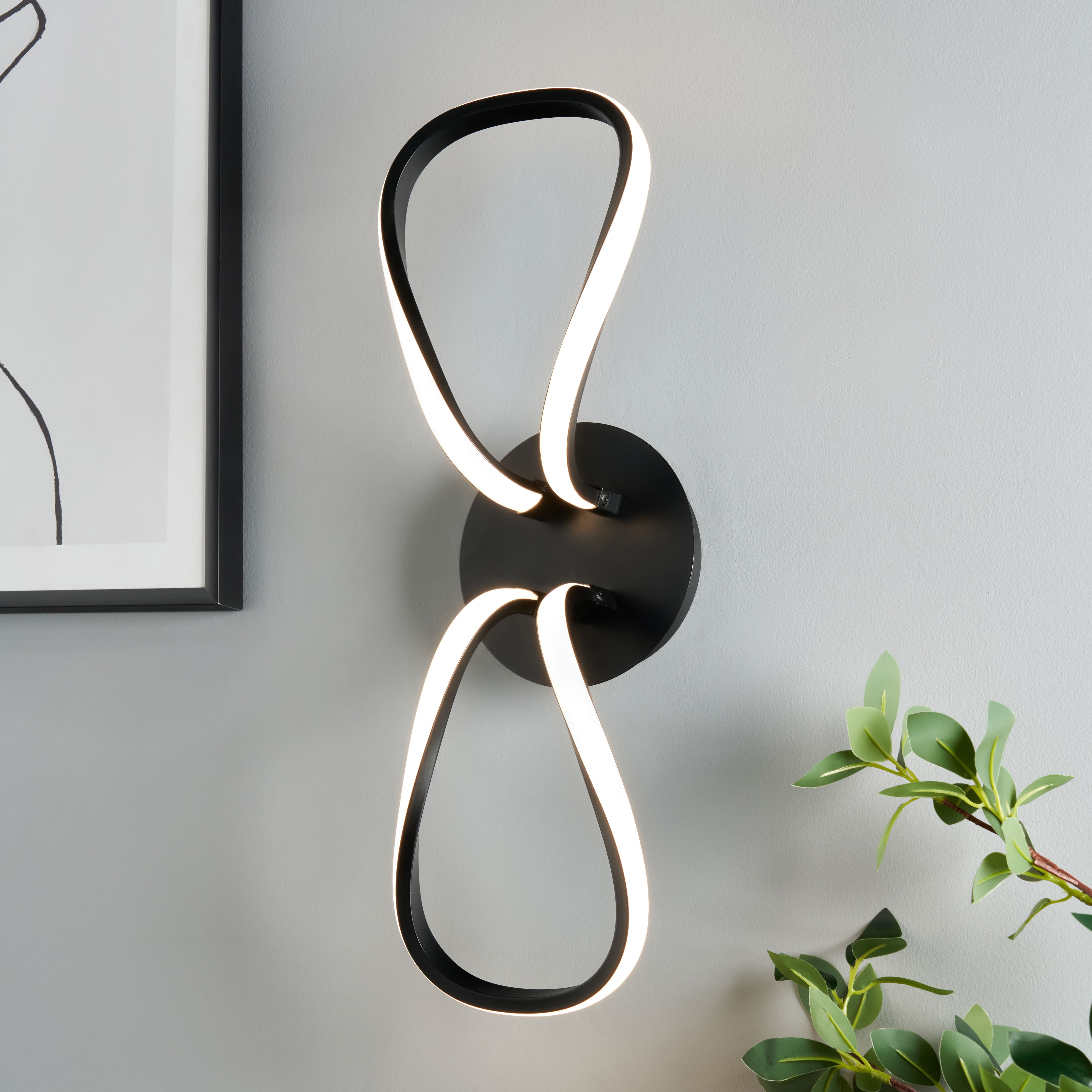 Loop LED Wall Lamp - Black