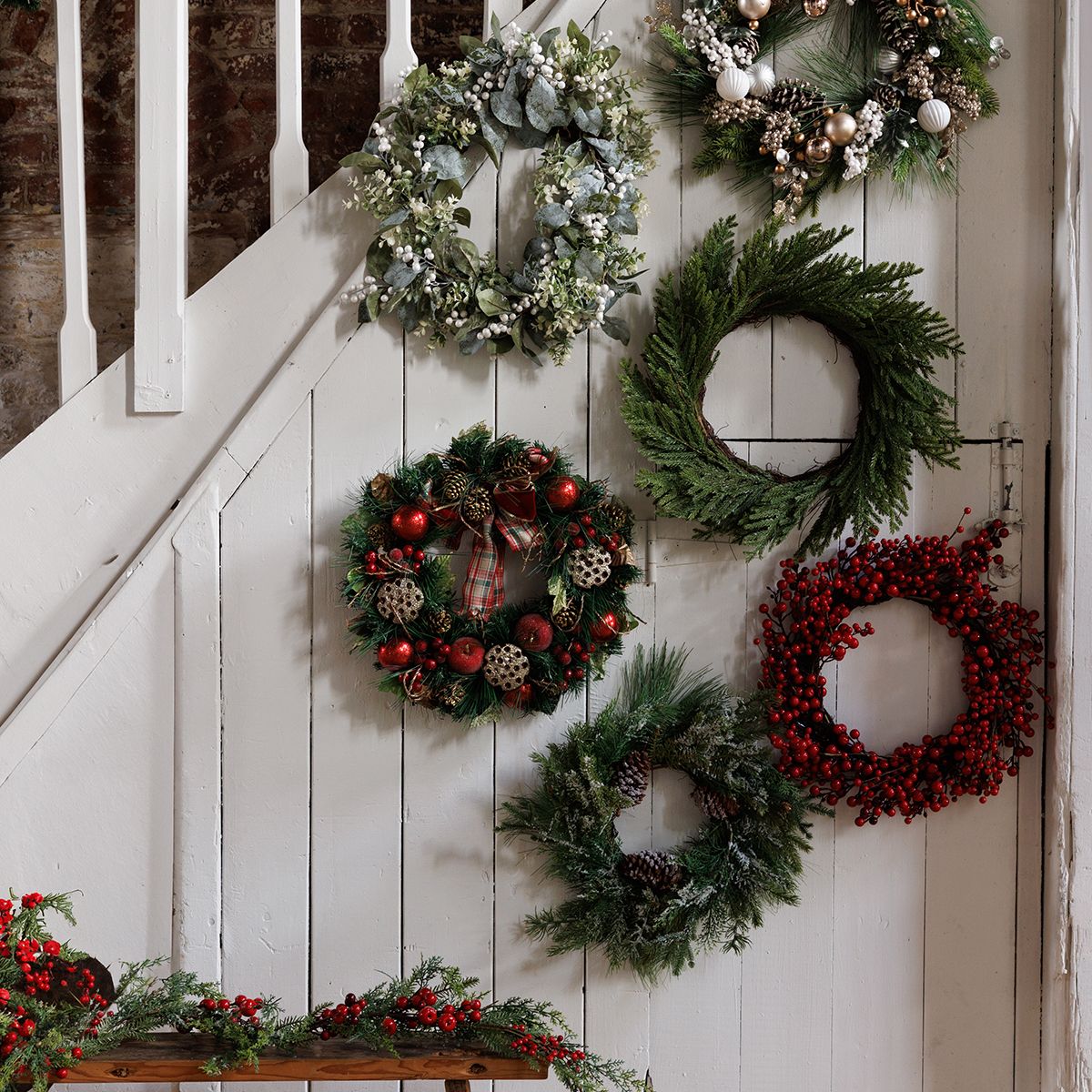 Christmas White Berry Wreath 60cm