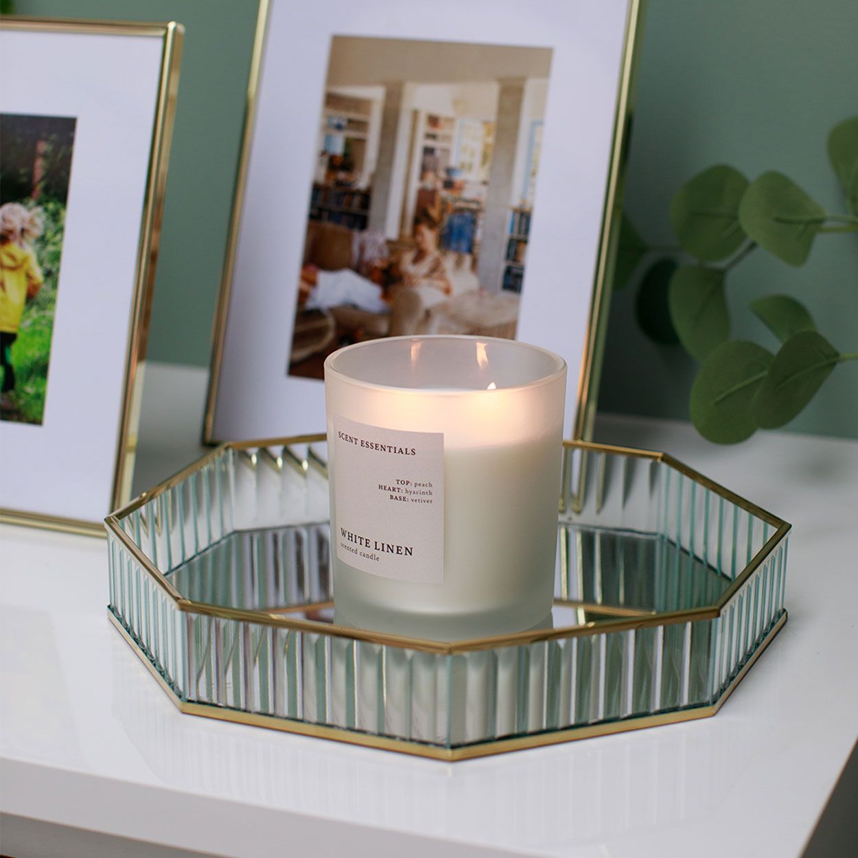 300g White Linen Candle