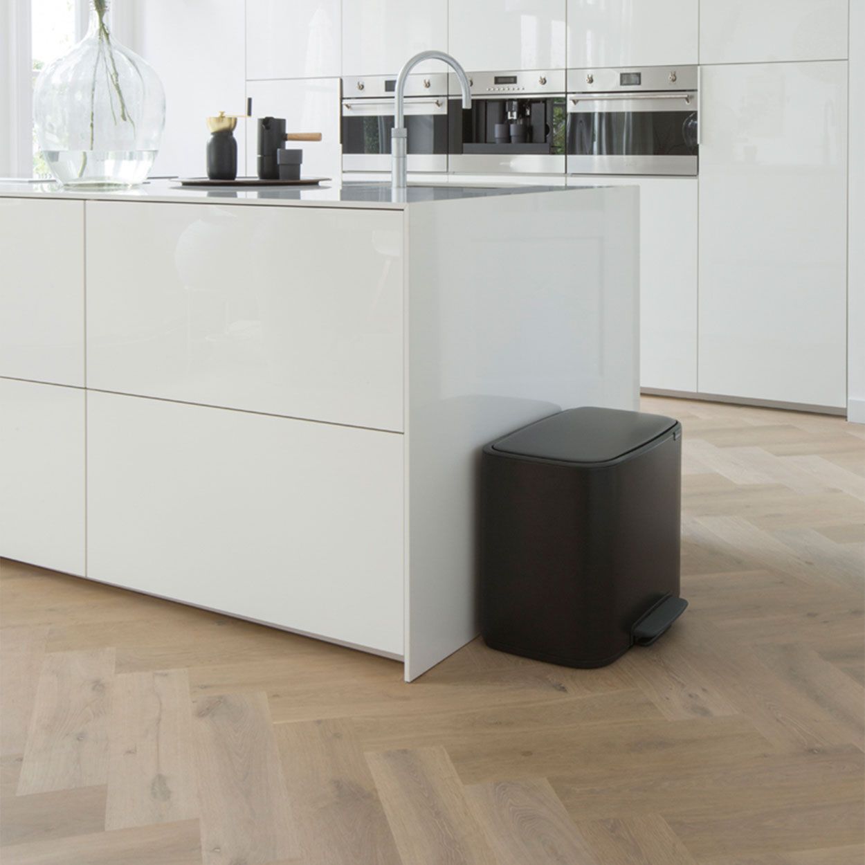 Brabantia Bo Pedal Bin, 36L - Matt Black