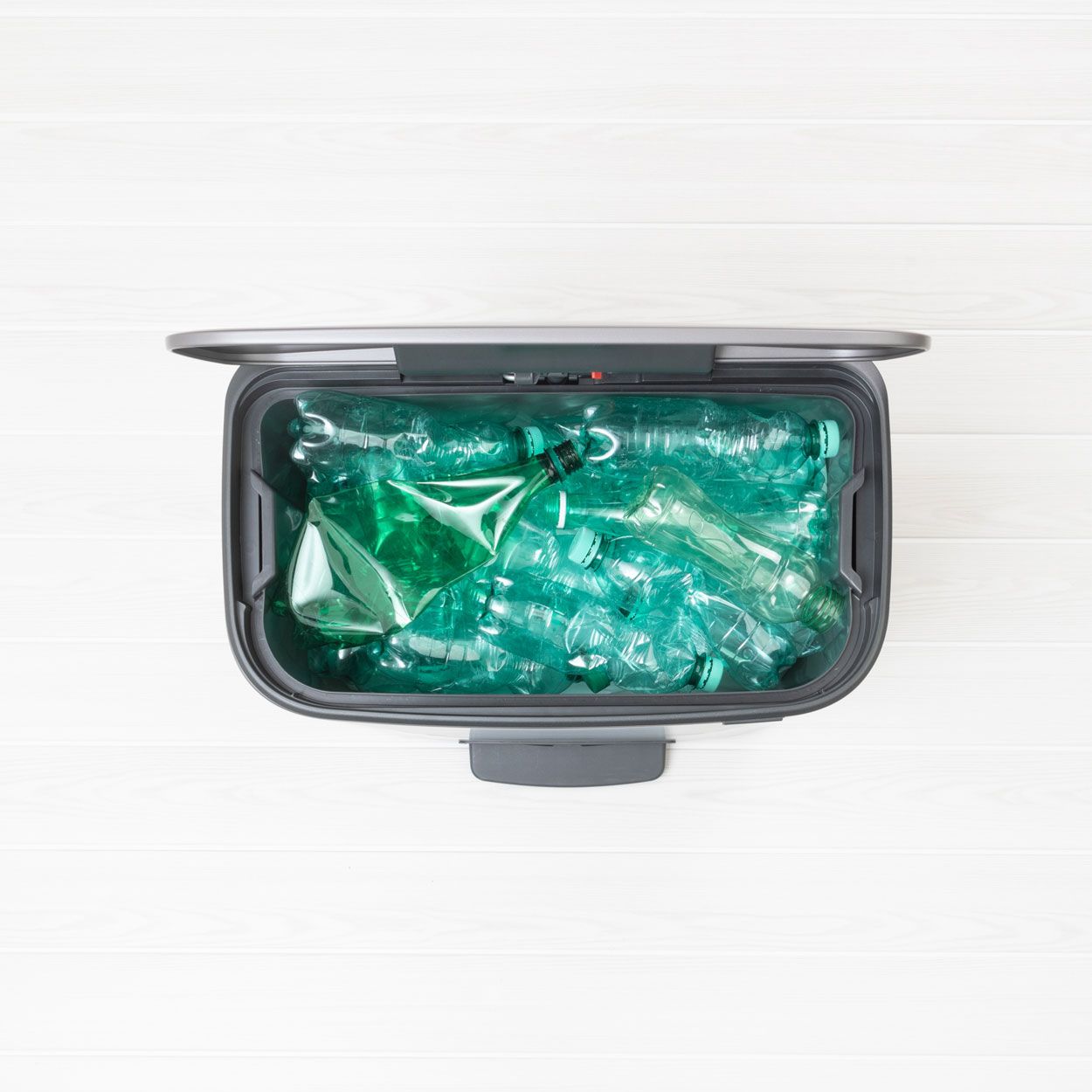 Brabantia Bo Pedal Bin, 60L - Platinum