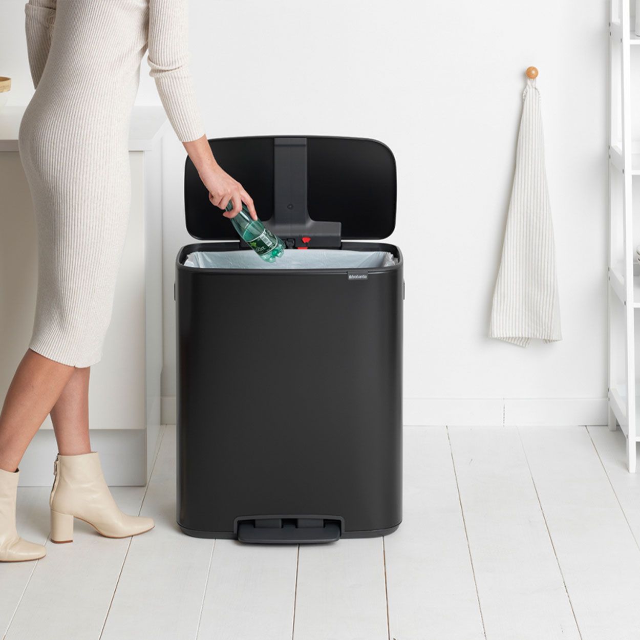 Brabantia Bo Pedal Bin, 60L - Matt Black