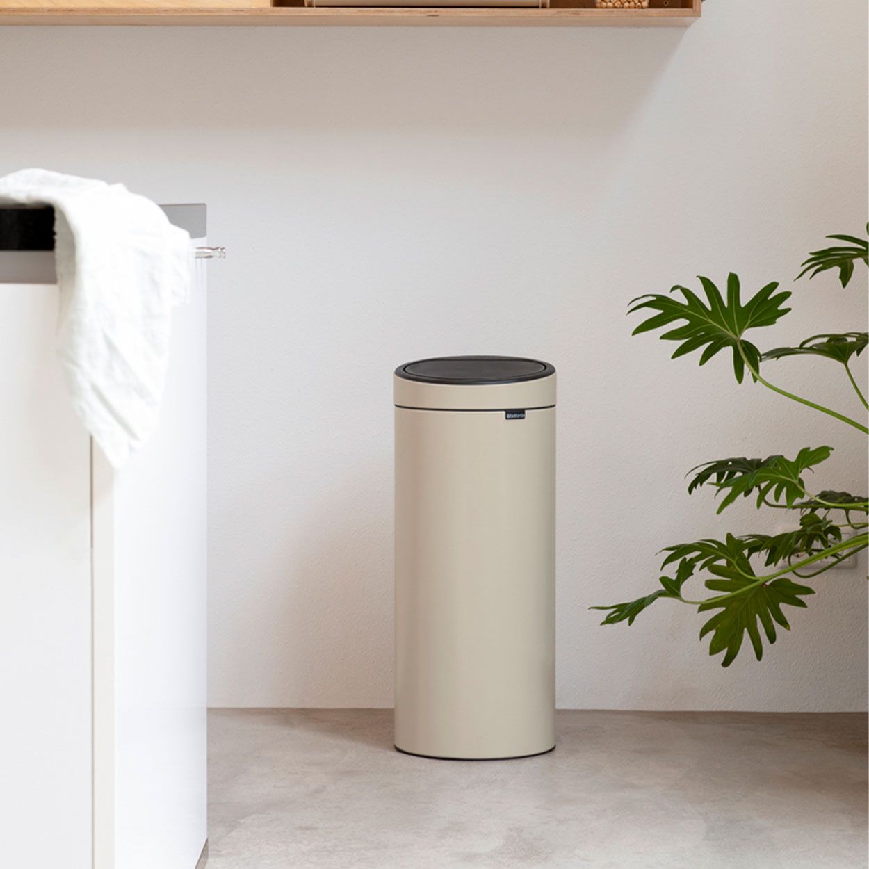 Brabantia Touch Bin, 30L - Soft Beige