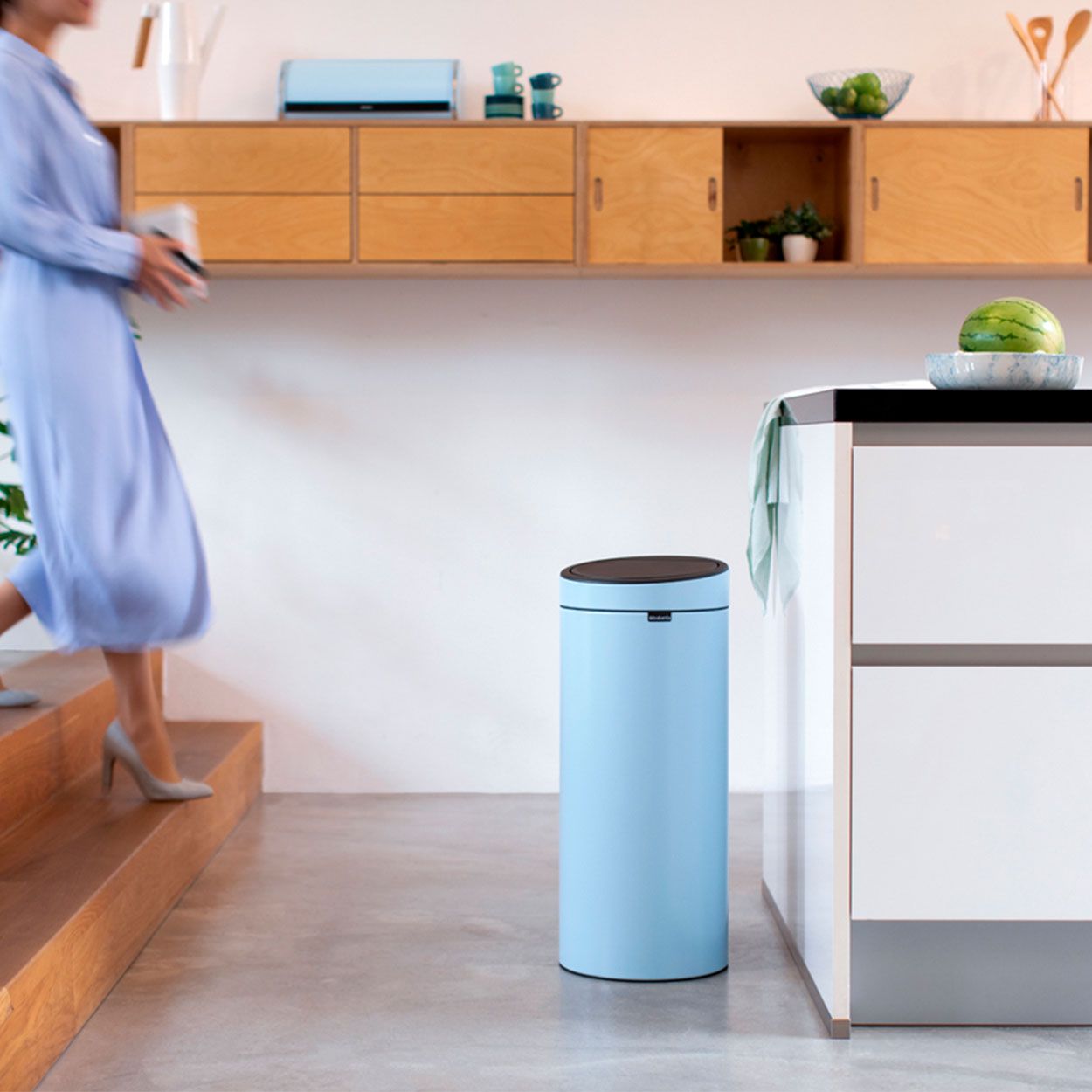 Brabantia Touch Bin, 30L - Dreamy Blue
