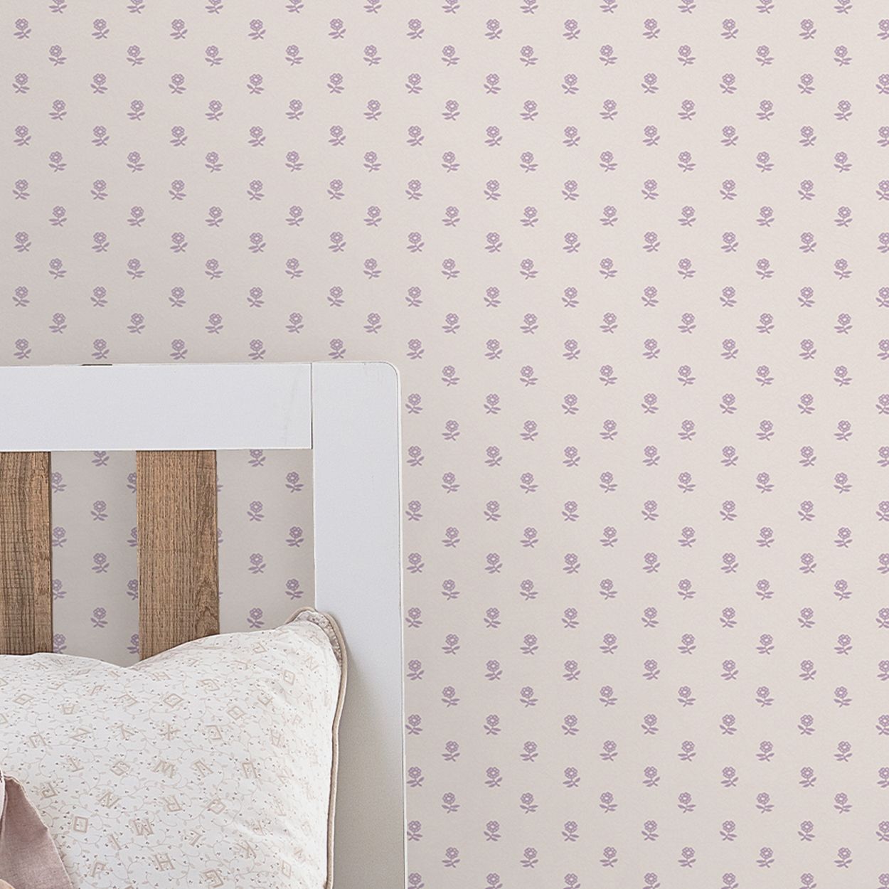 Laura Ashley Daisy Lavender Purple Wallpaper