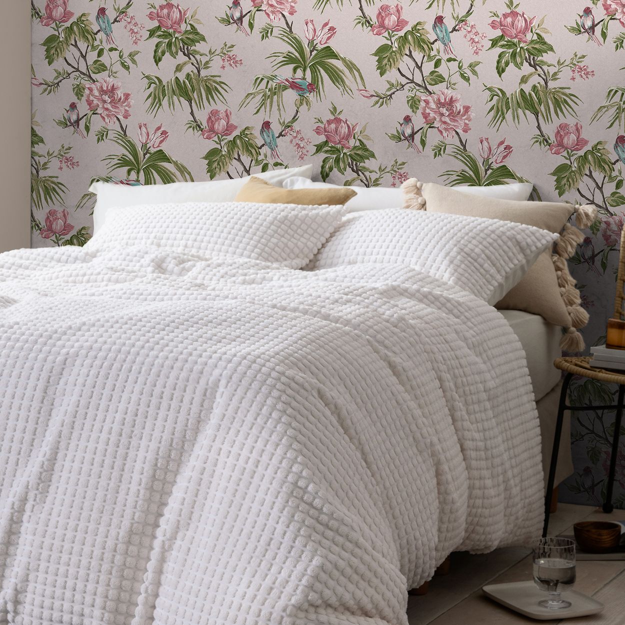 Next Birds & Blooms Mauve Wallpaper