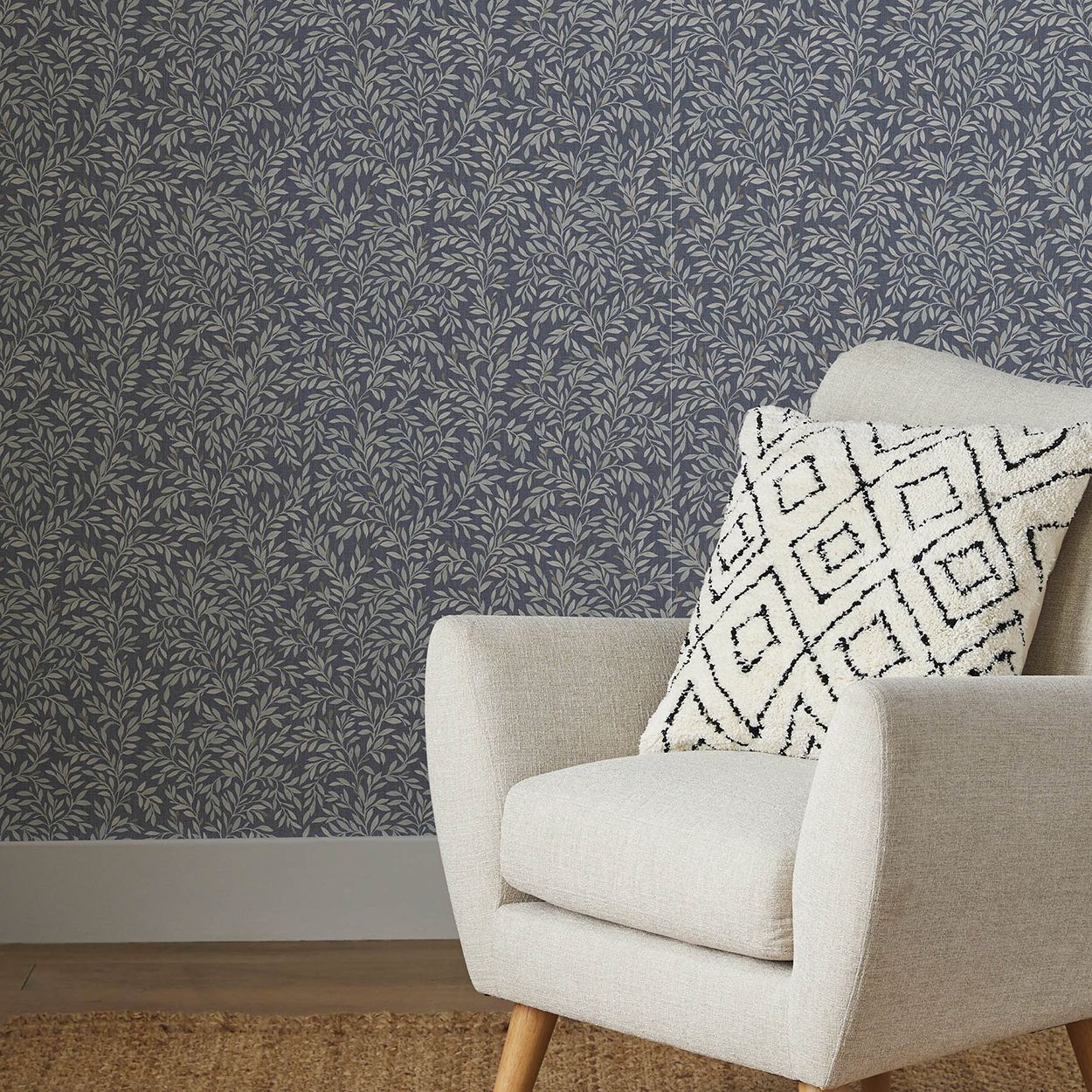 Next Ditsy Leaf Navy Wallpaper