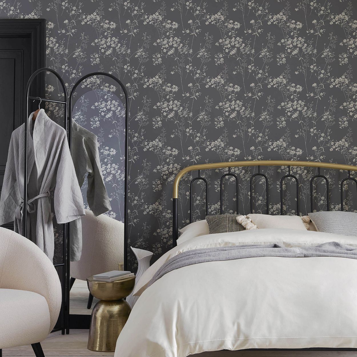 Next Leaf Navy Wallpaper