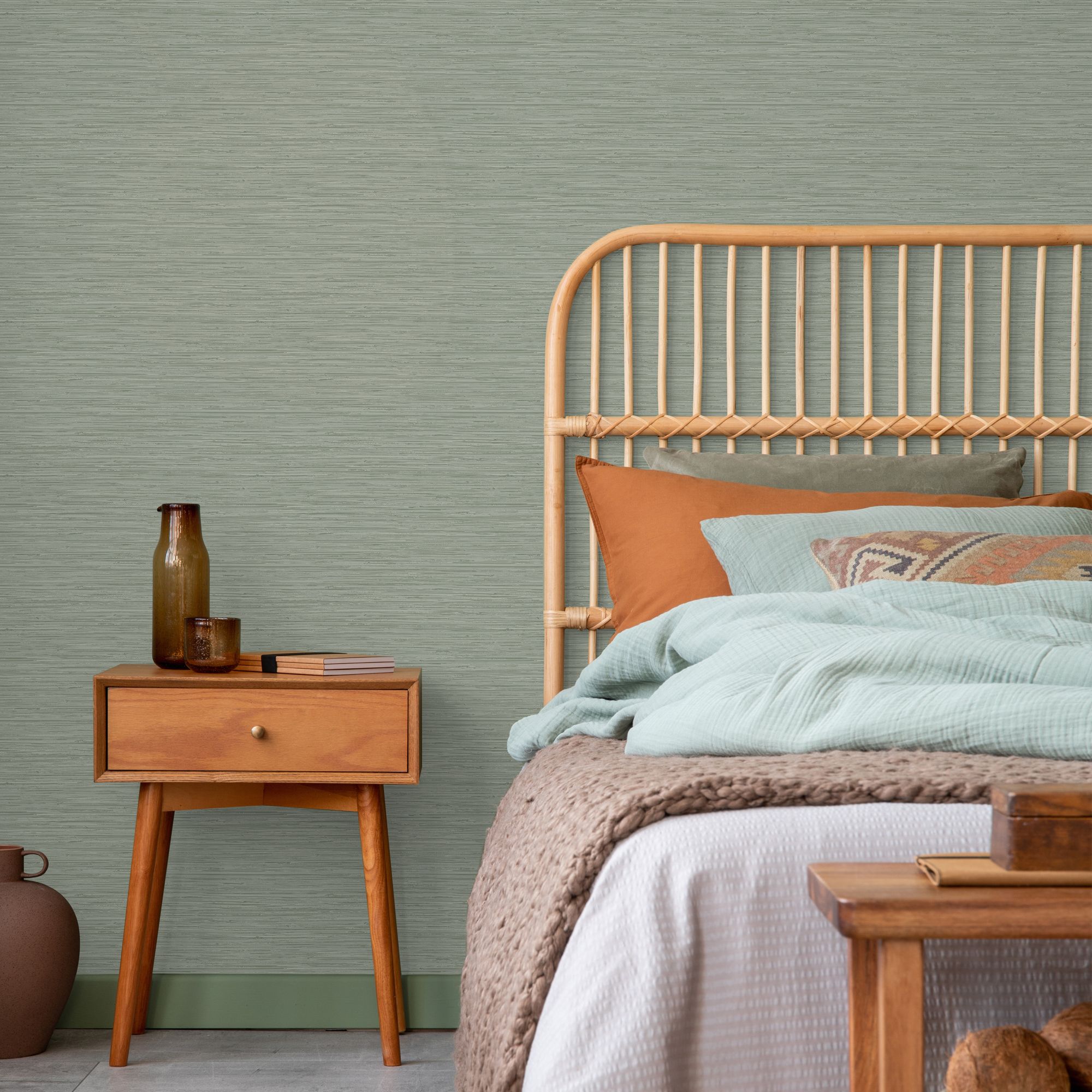 Superfresco Easy Serenity Plain Sage Wallpaper
