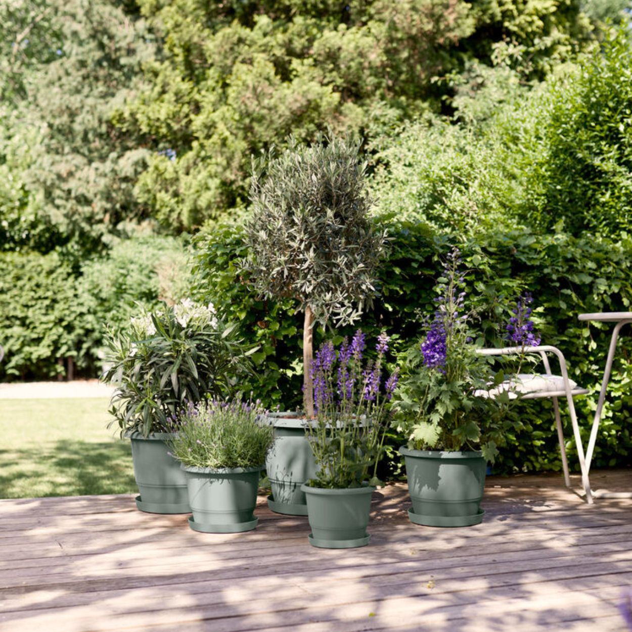 Loft Urban Round Saucer 24cm - Thyme Green