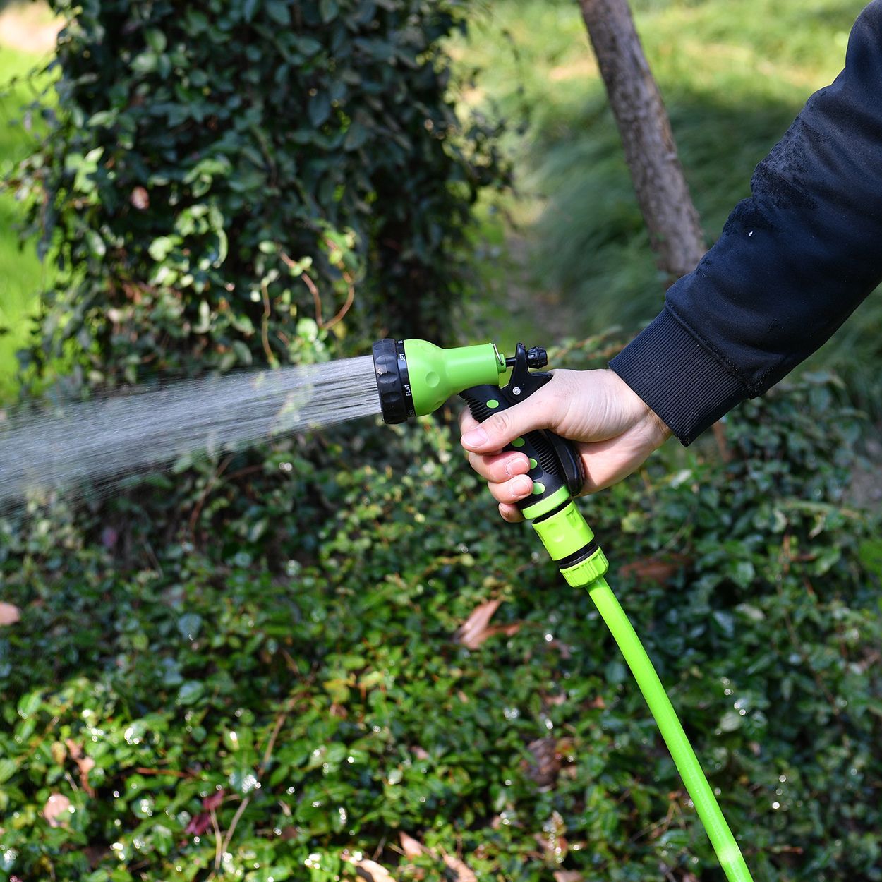 30m Garden Hose Set with Multi Pattern Nozzle