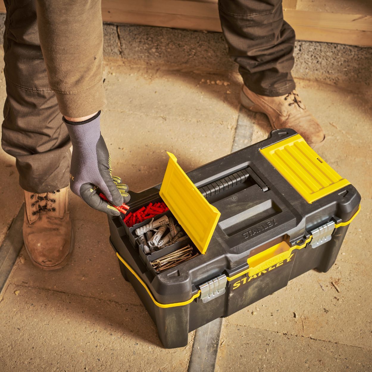 Stanley 3-Level Cantilever Tool Box