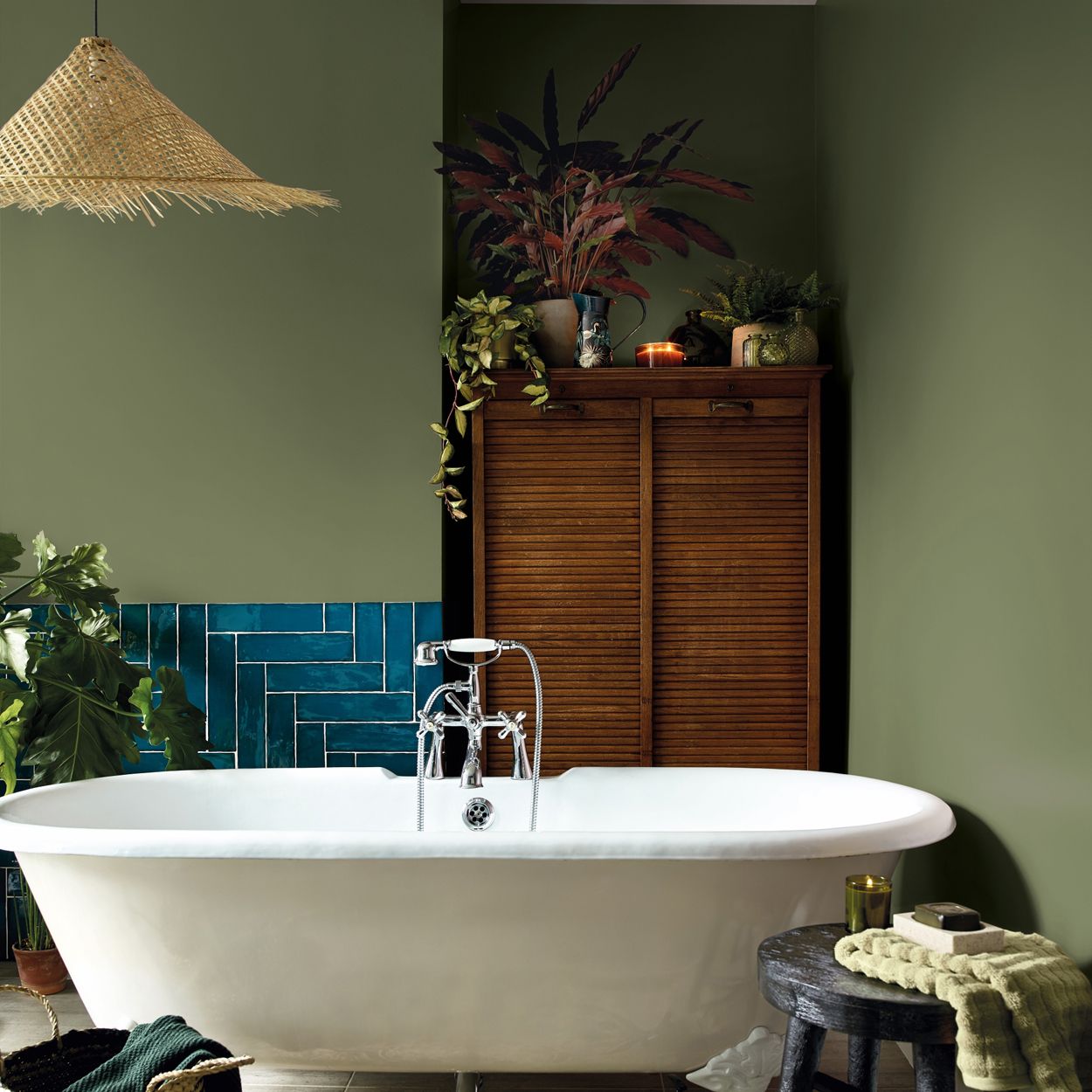 Dulux Easycare Bathroom Guild Green 2.5L