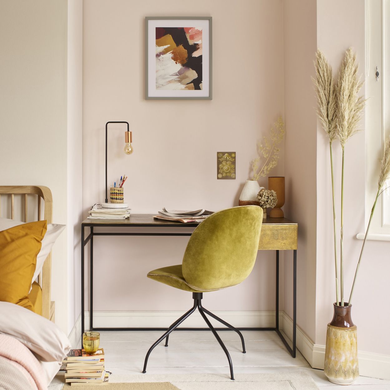 Dulux Vinyl Matt Blush Pink 5L