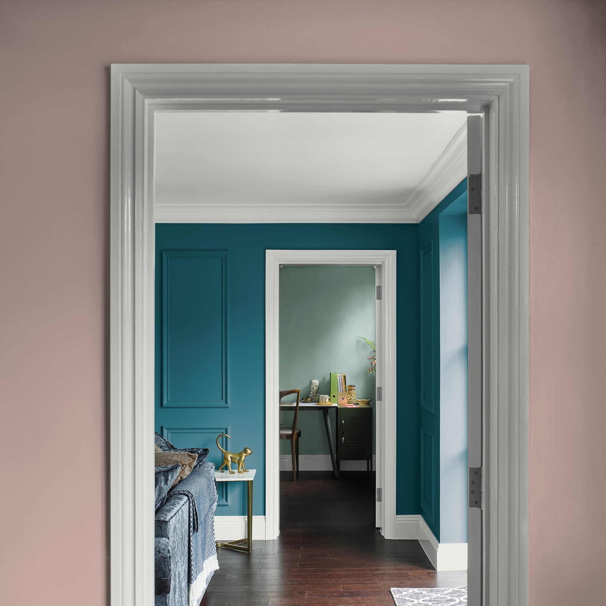 Dulux Aquamax Satinwood White Horse 750ml