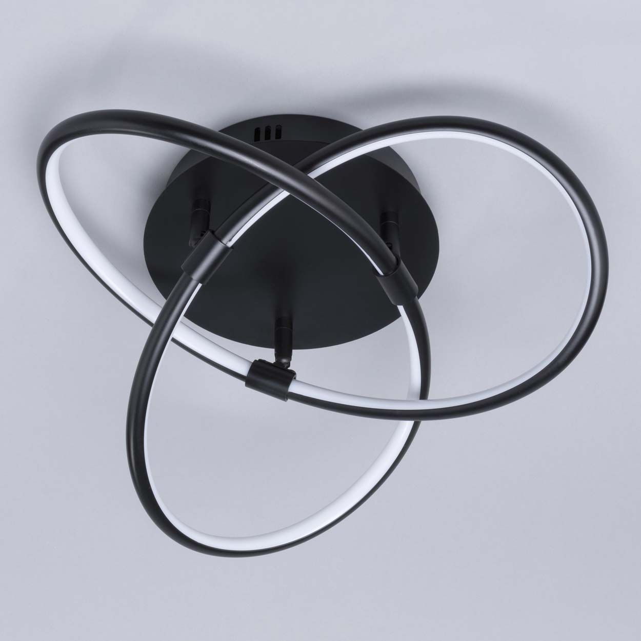 Cascade Lighting Alder Knotted Shape Led Flush