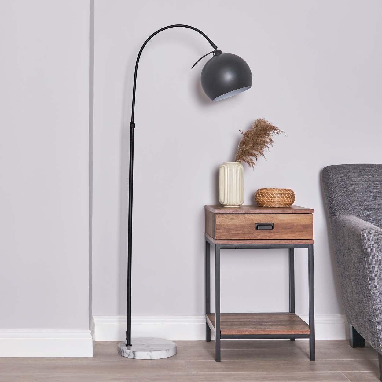 Cascade Lighting Rowen Curved Floor Lamp Satin Black
