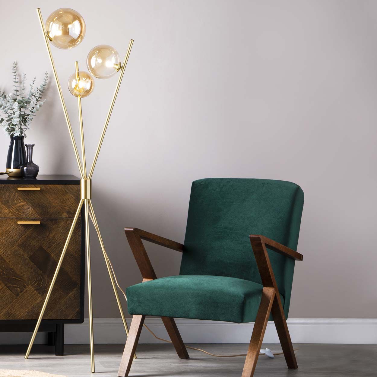 Cascade Lighting Digby Tripod Floor Lamp