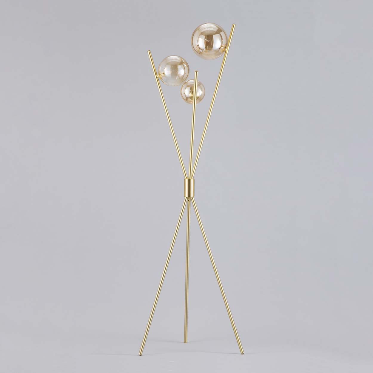 Cascade Lighting Digby Tripod Floor Lamp