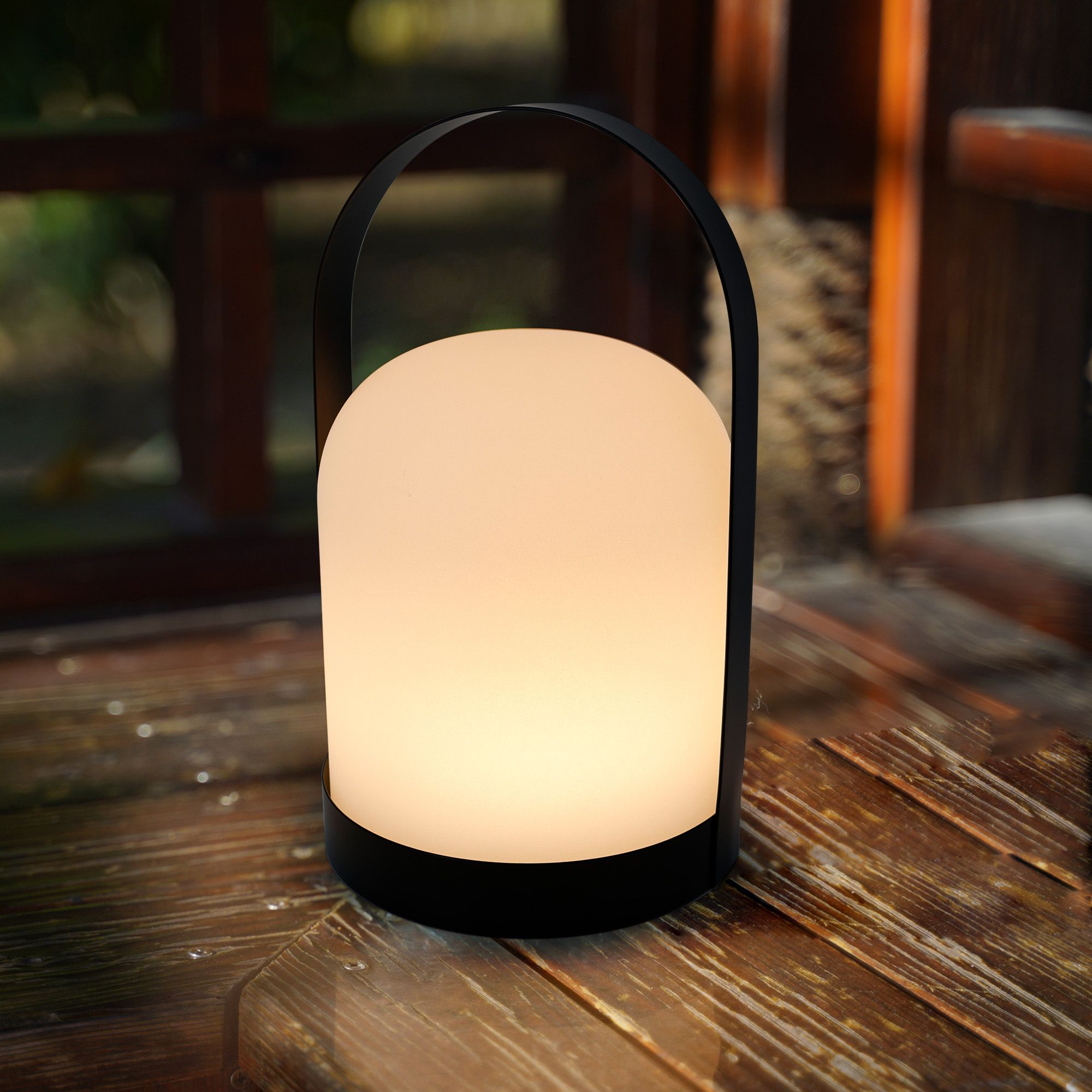 Solar and USB charge PE lantern