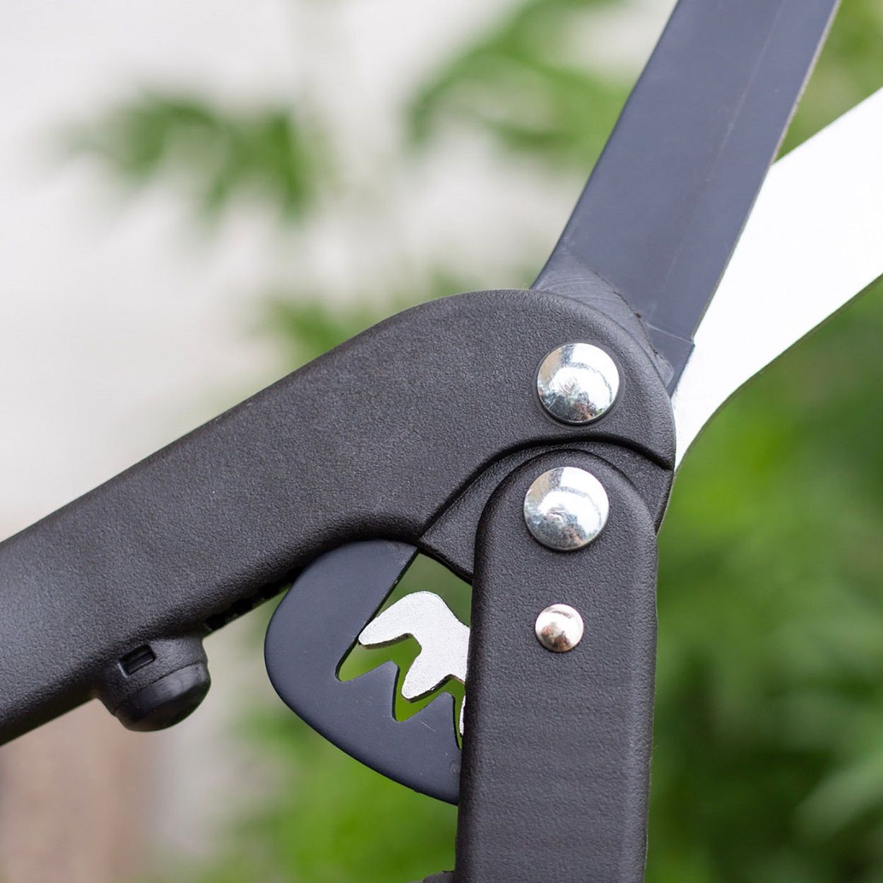 AMES Geared Hedge Shears