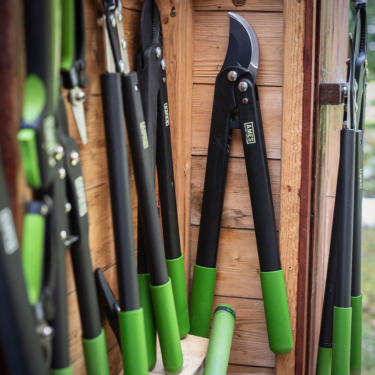 AMES Long Reach Geared Bypass Lopper