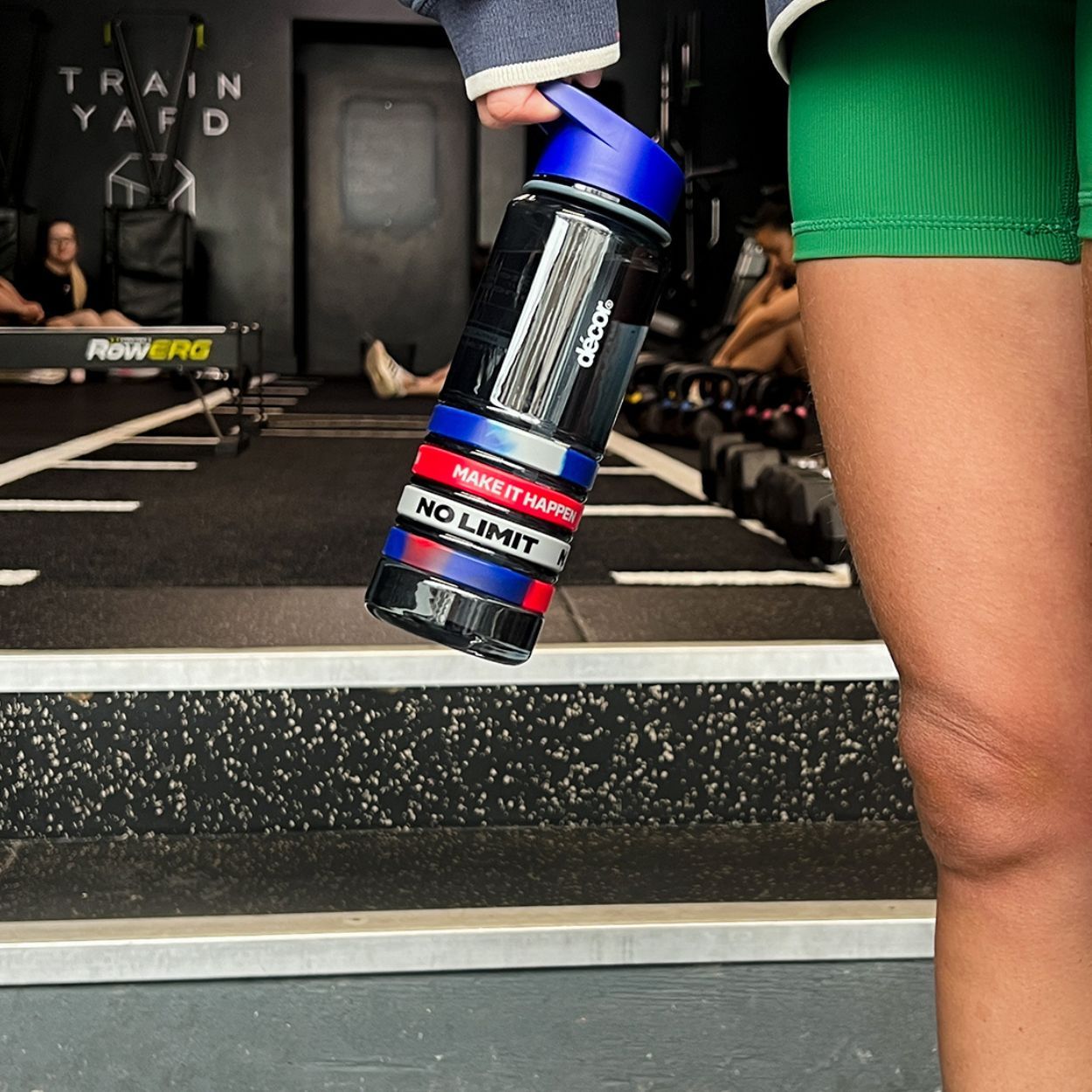 DECOR QUAD BANDS BOTTLE 750ML