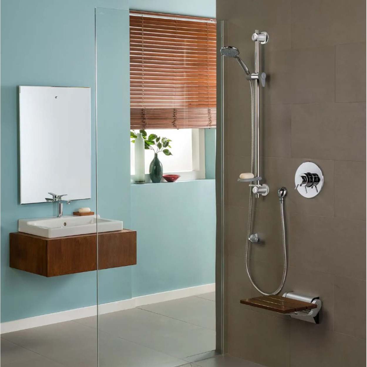 Triton Elina Concentric Mixer Valve And Grab Rail Kit