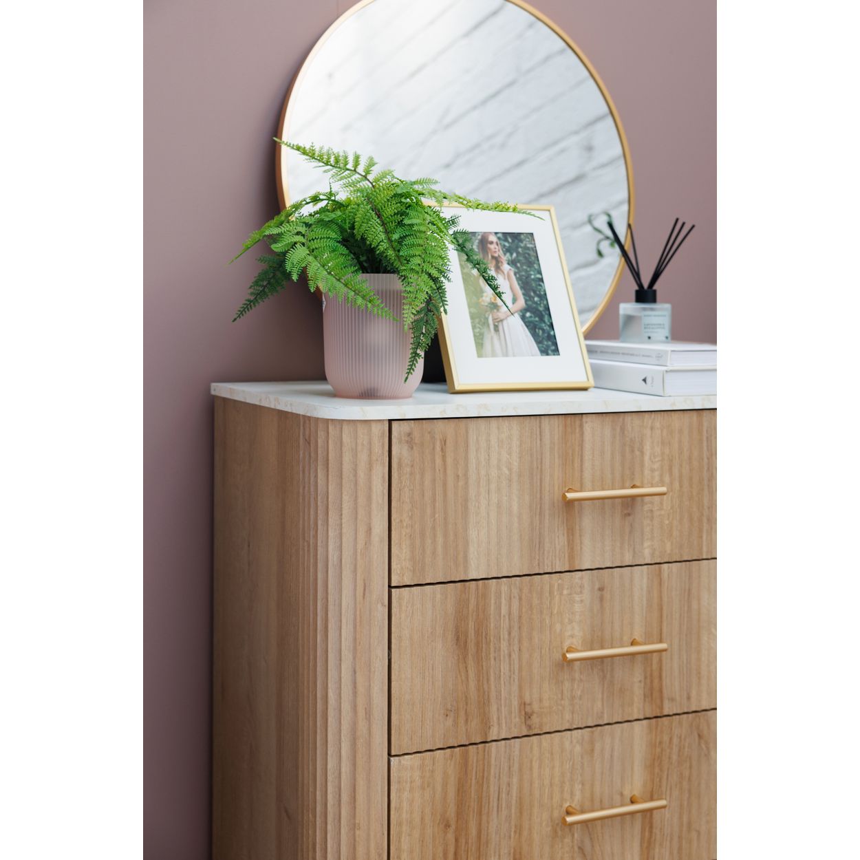 Vienna Marble Ribbed Dresser