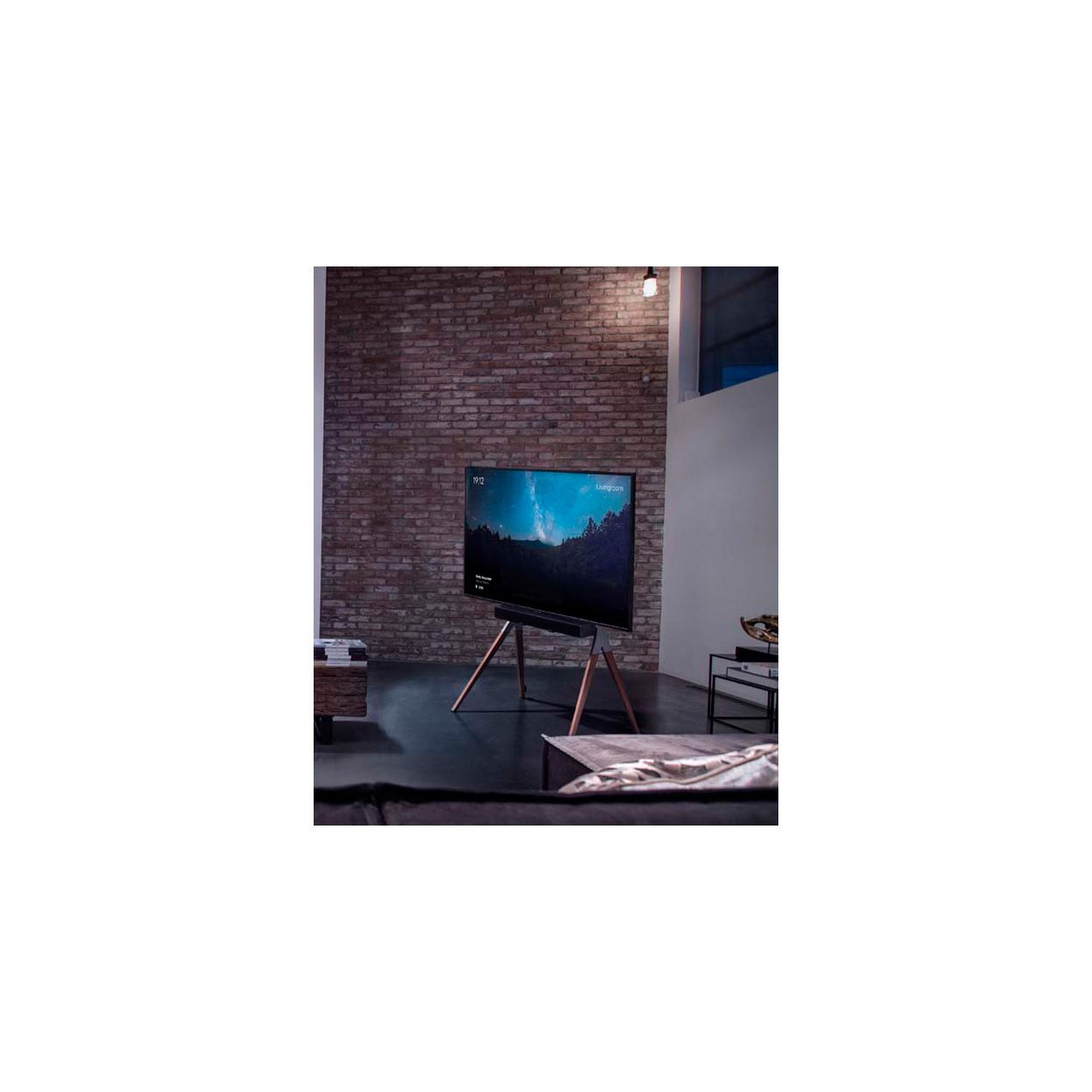 Falcon TV Stand Screens 32 70 50Kg