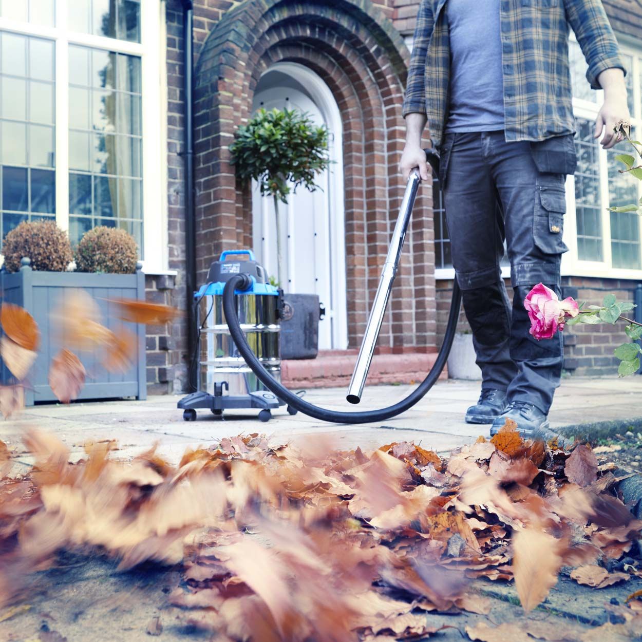 Vacmaster 30L Wet & Dry Vacuum with Power Take Off