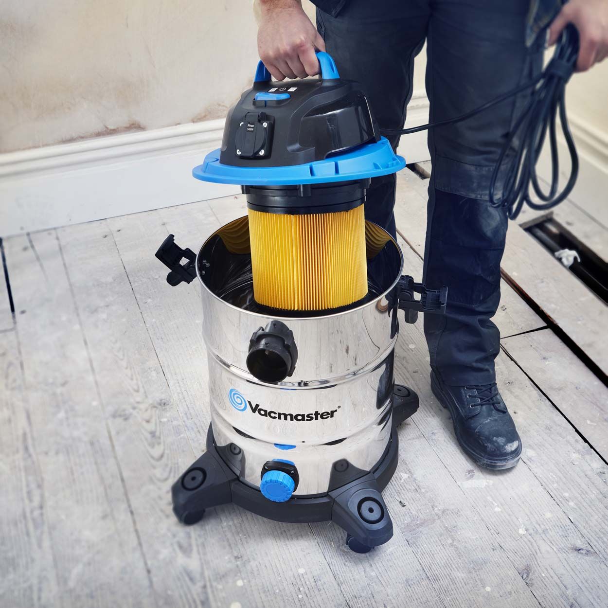 Vacmaster 30L Wet & Dry Vacuum with Power Take Off