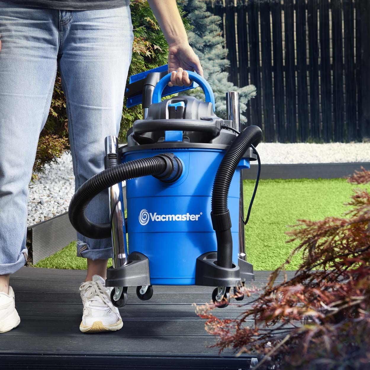 Vacmaster 18L Artificial Grass Wet & Dry Blower