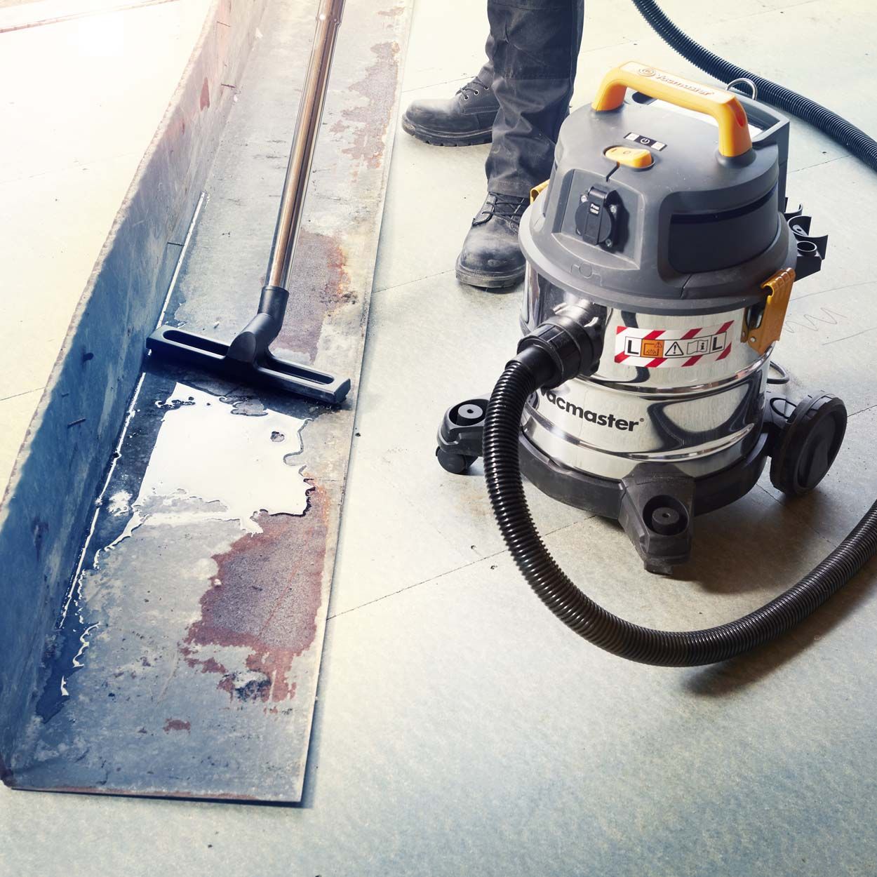 Vacmaster L Class 20L Wet & Dry Vacuum with PTO