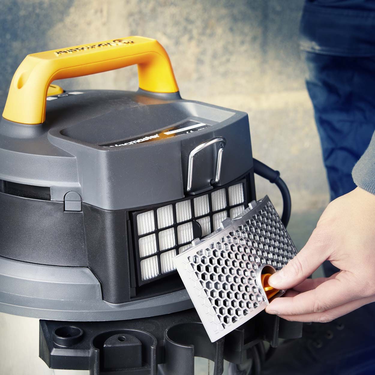 Vacmaster L Class 20L Wet & Dry Vacuum with PTO