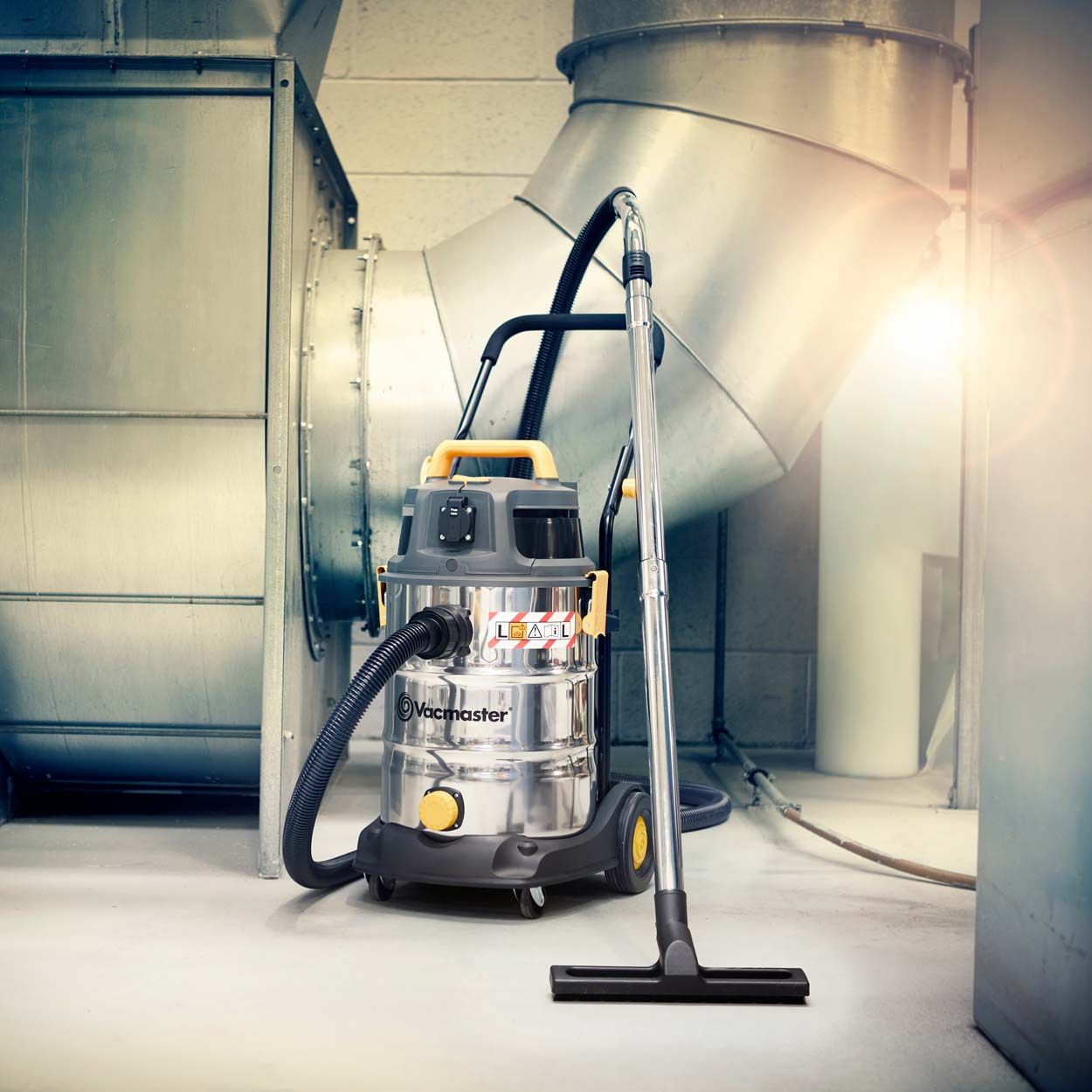 Vacmaster L Class 30L Wet and Dry Vacuum with PTO