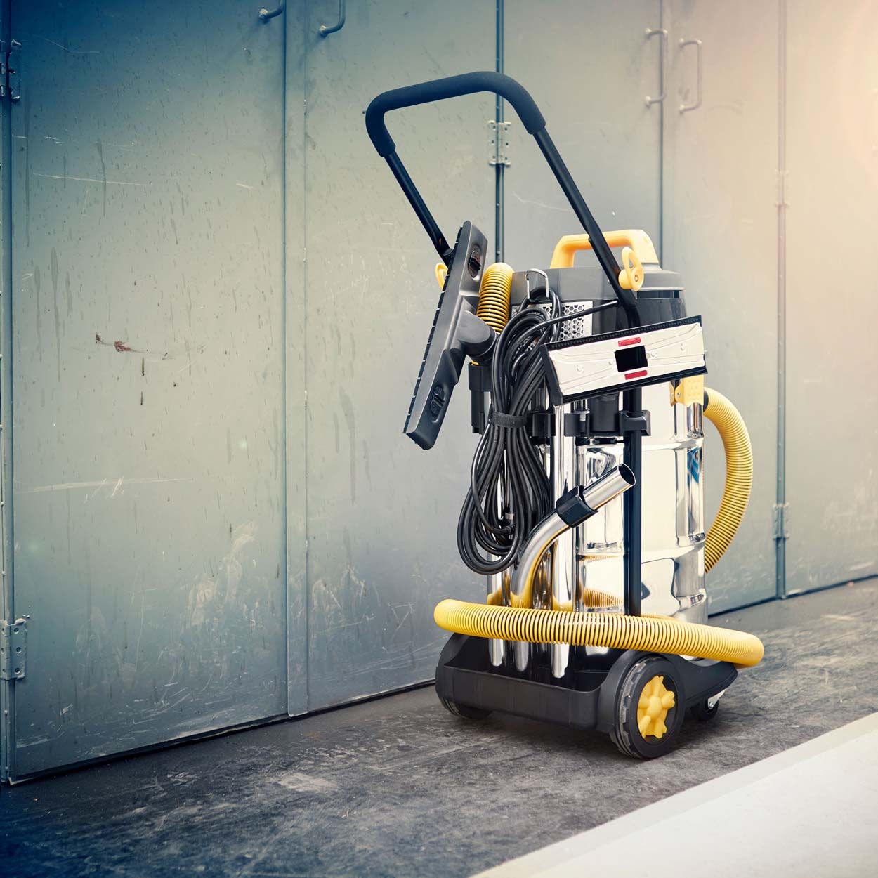 Vacmaster L Class 38L Wet and Dry Vacuum Cleaner with PTO