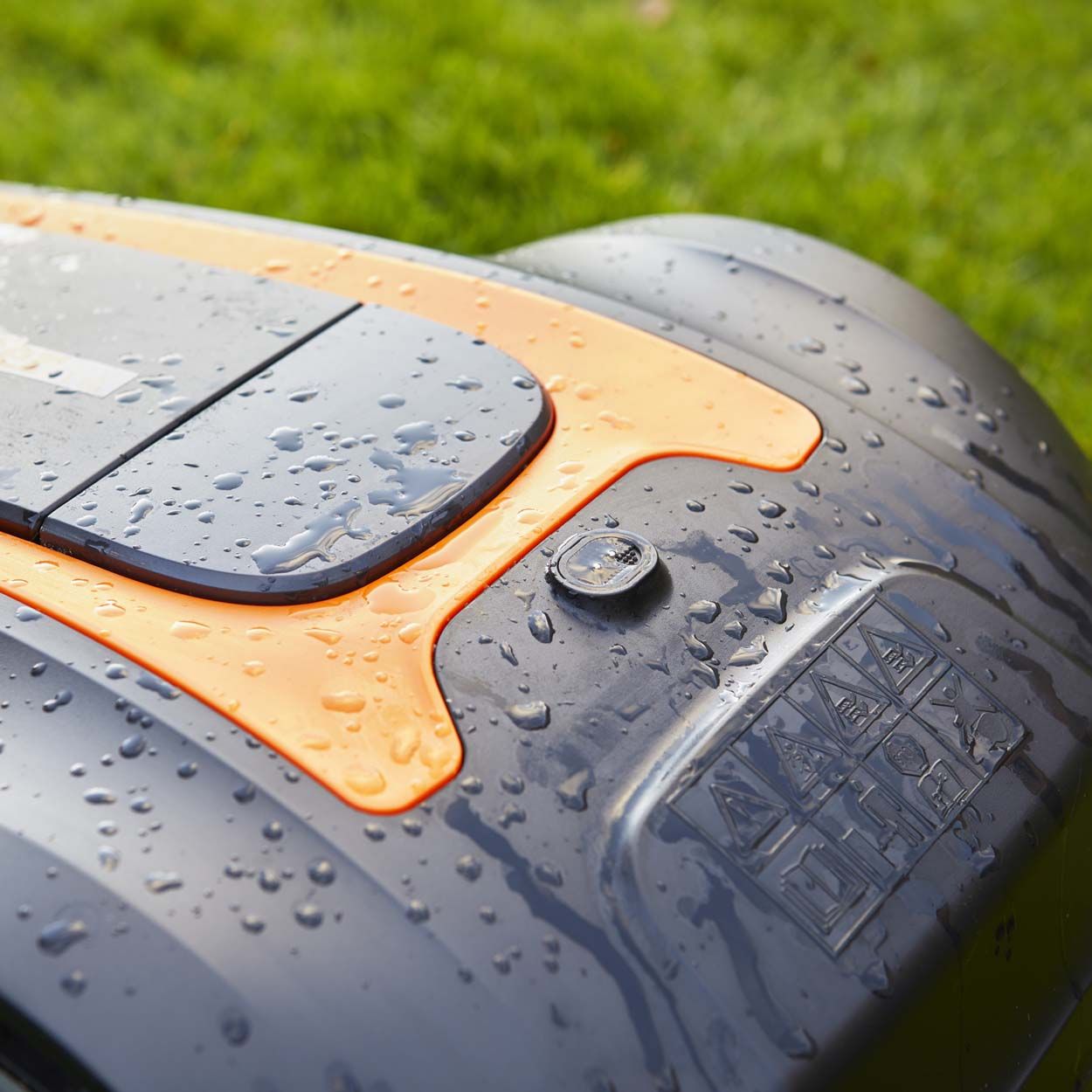 LawnMaster L10 Robotic Mower with Dock 400m2