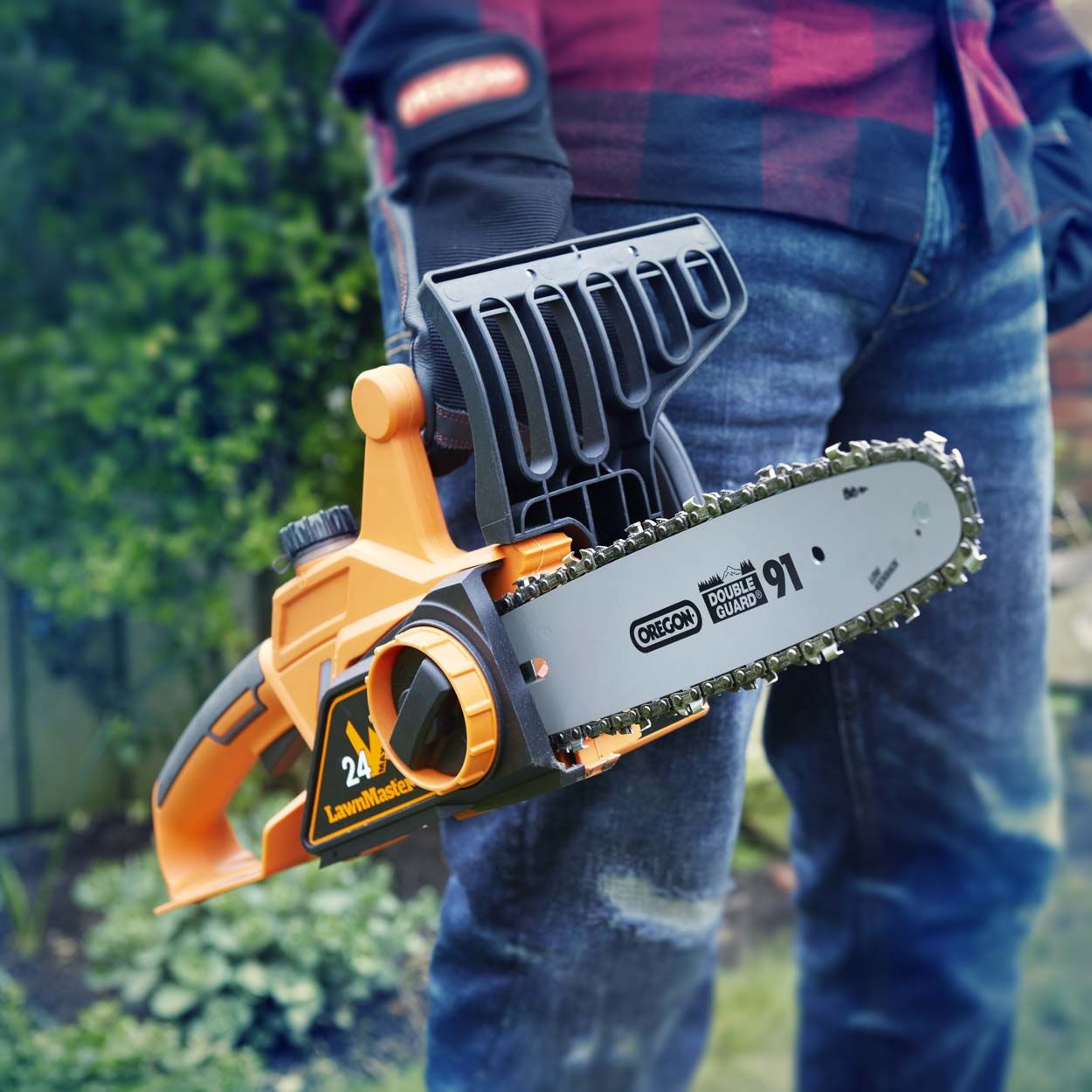 LawnMaster MX 24 25cm Cordless Chainsaw with 4.0ah Battery
